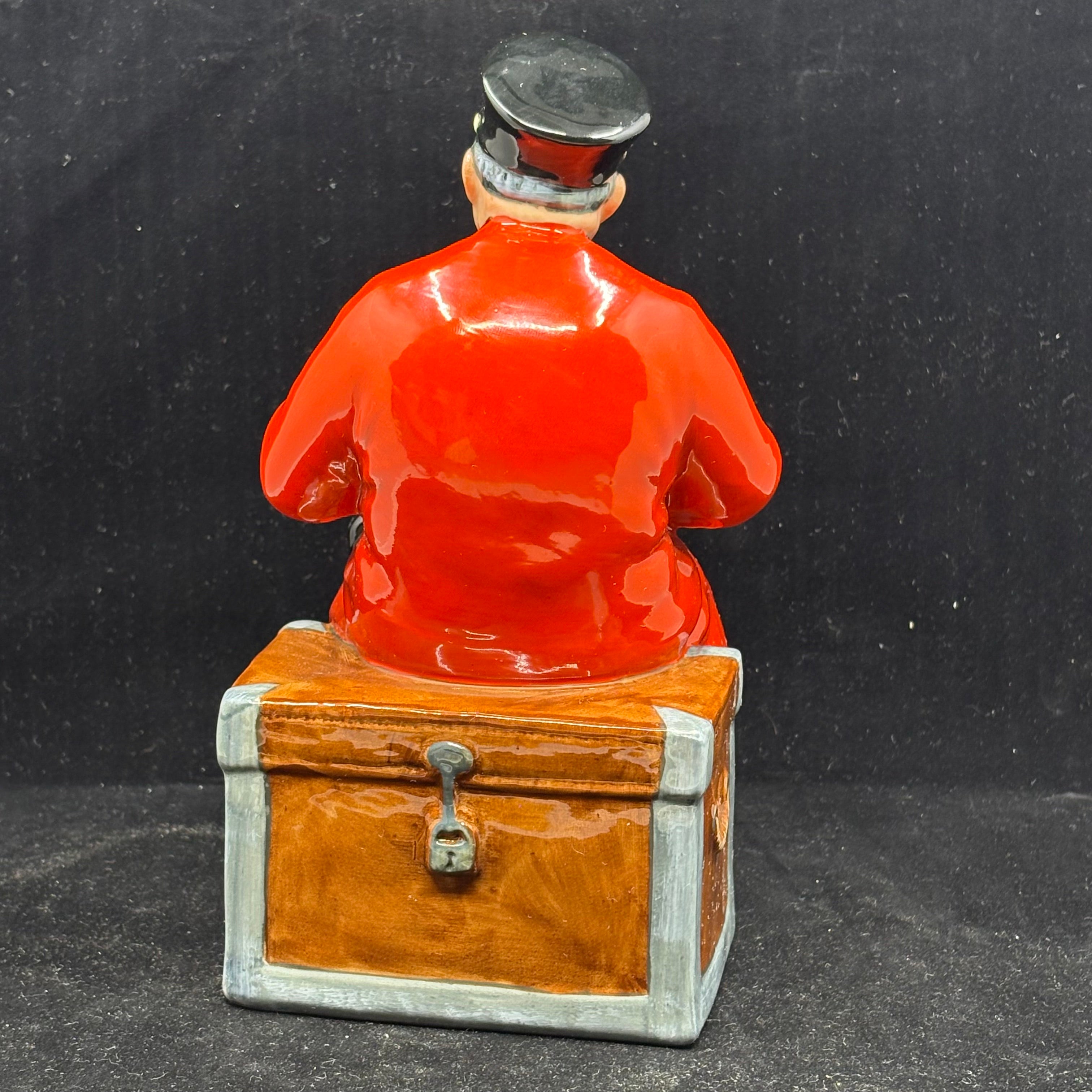 Royal Doulton Past Glory HN2484 (1973 to 1979) 7.5" Figurine