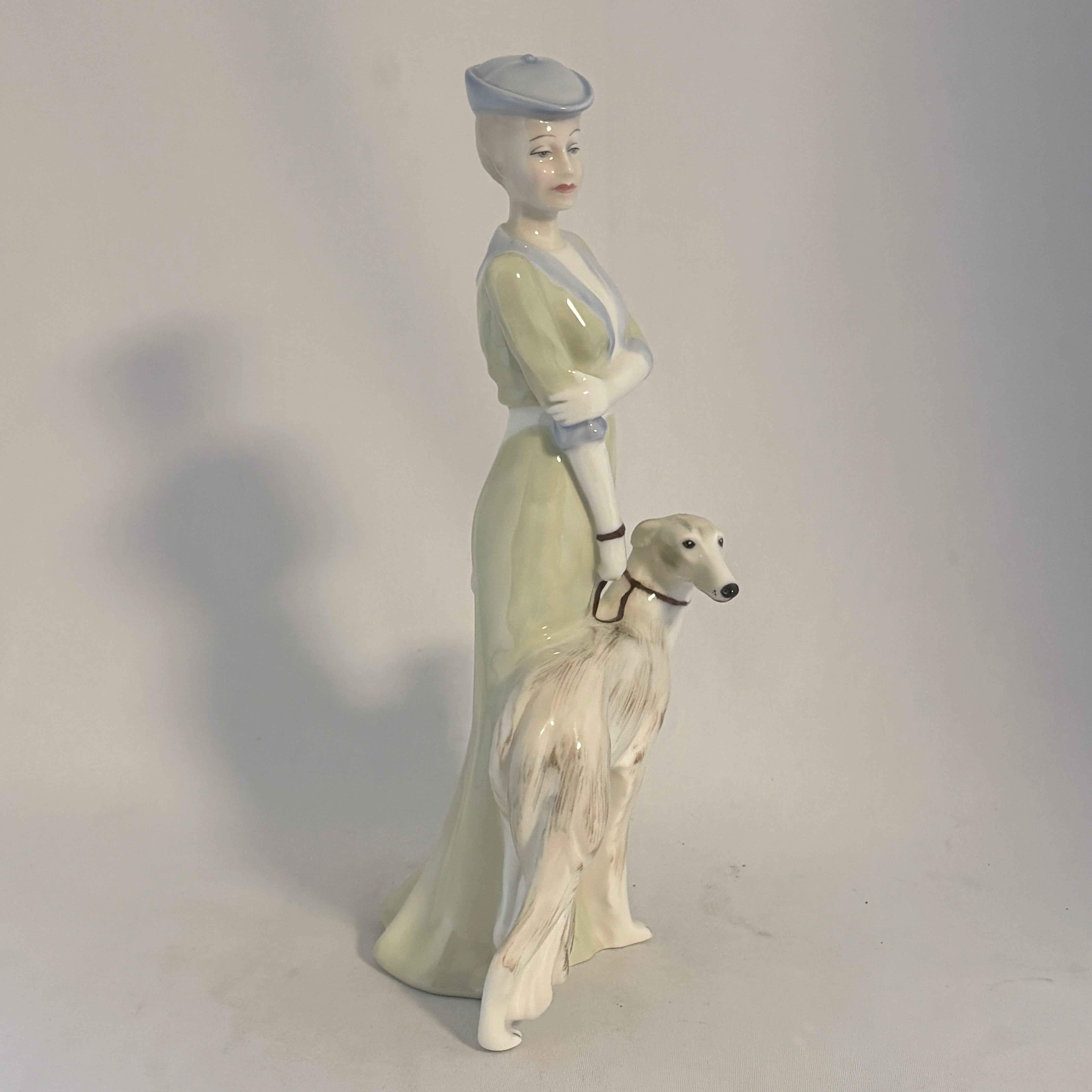 Royal Doulton Figurine Park Parade HN3116