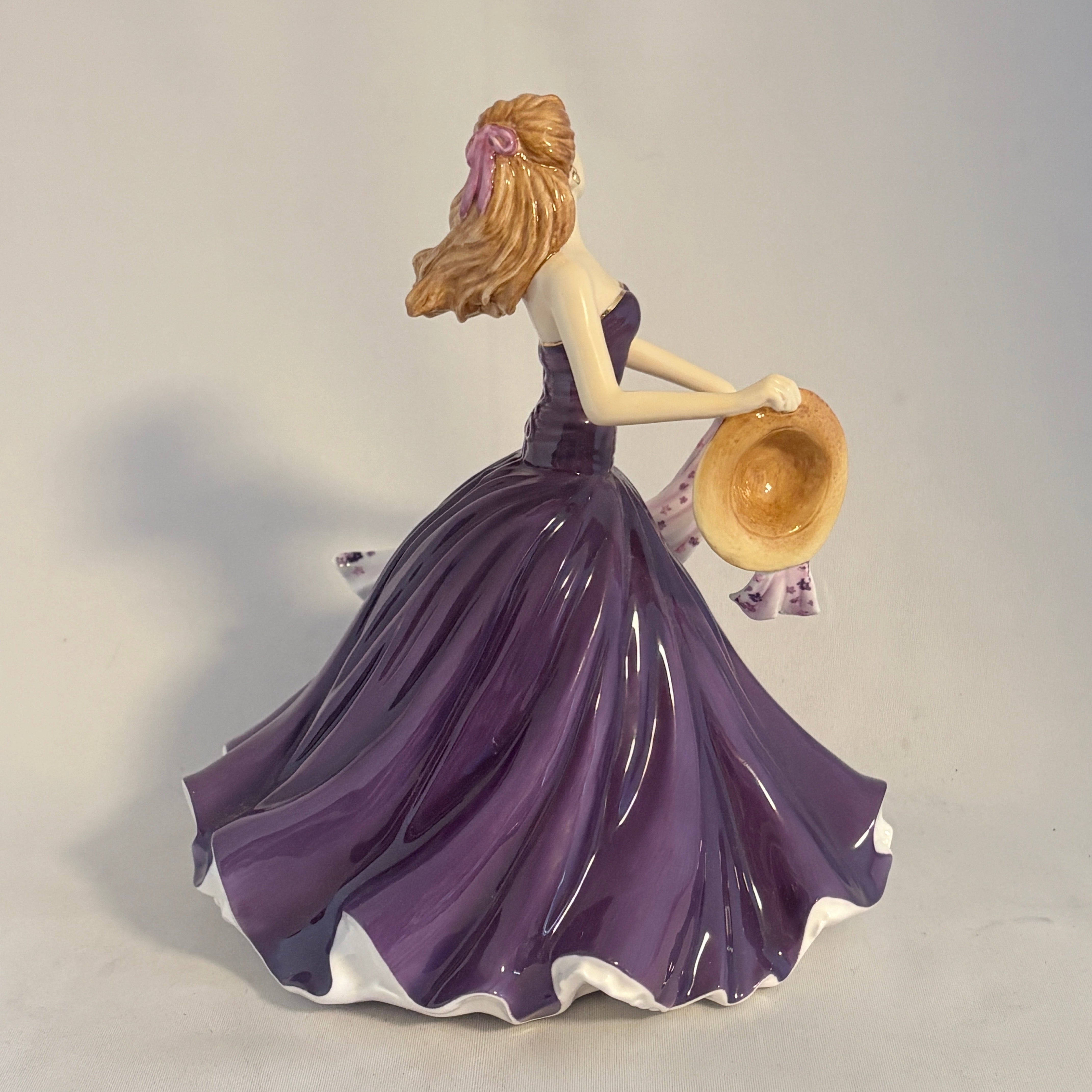 Royal Doulton Figurine Summer Dance HN5762