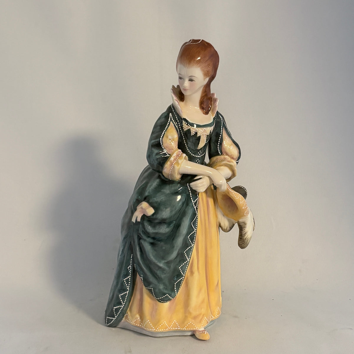 Hon. Frances Duncombe HN3009, issued 1991, 9.75 in (24.7 cm) - William Cross