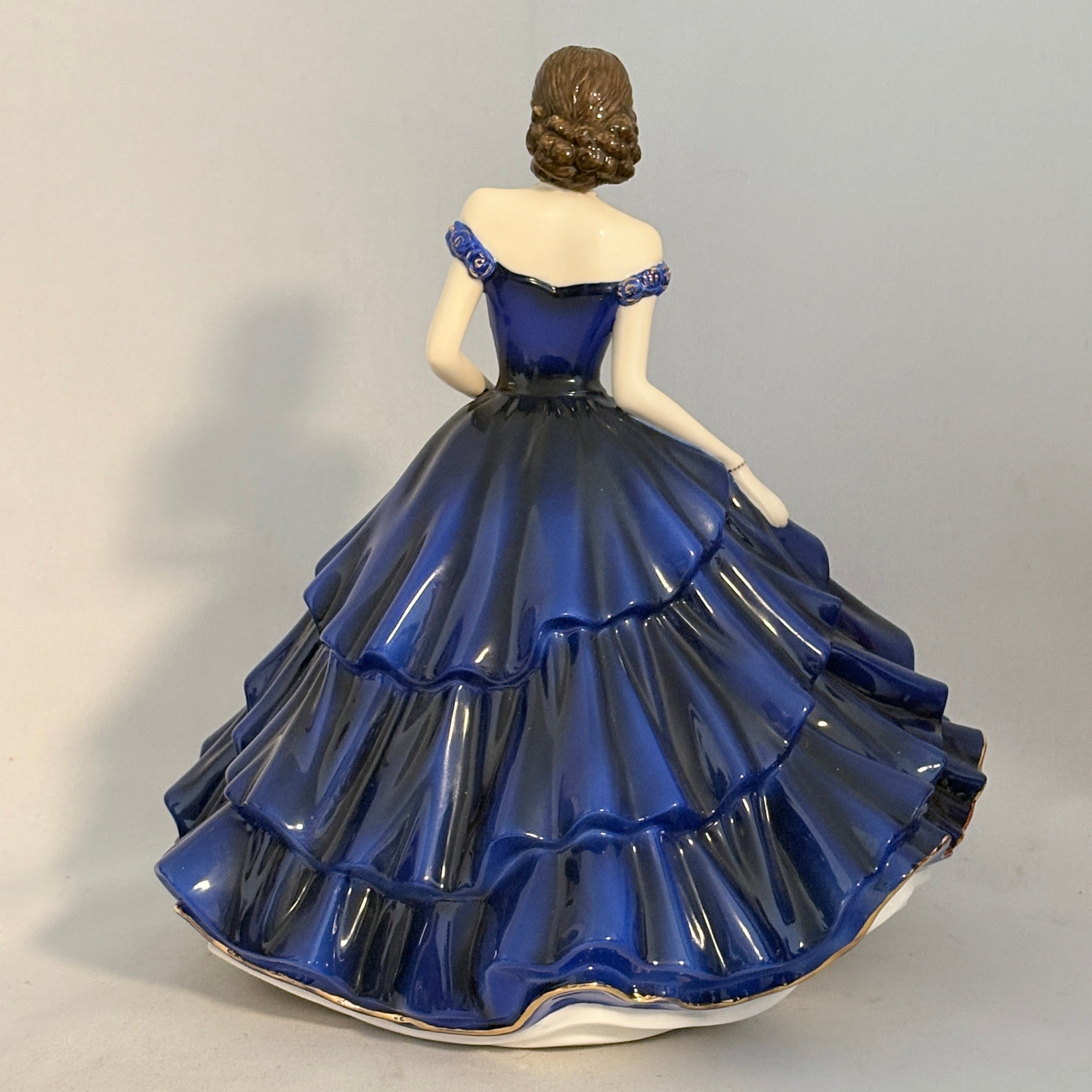 Royal Doulton Figurine Sapphire HN5768