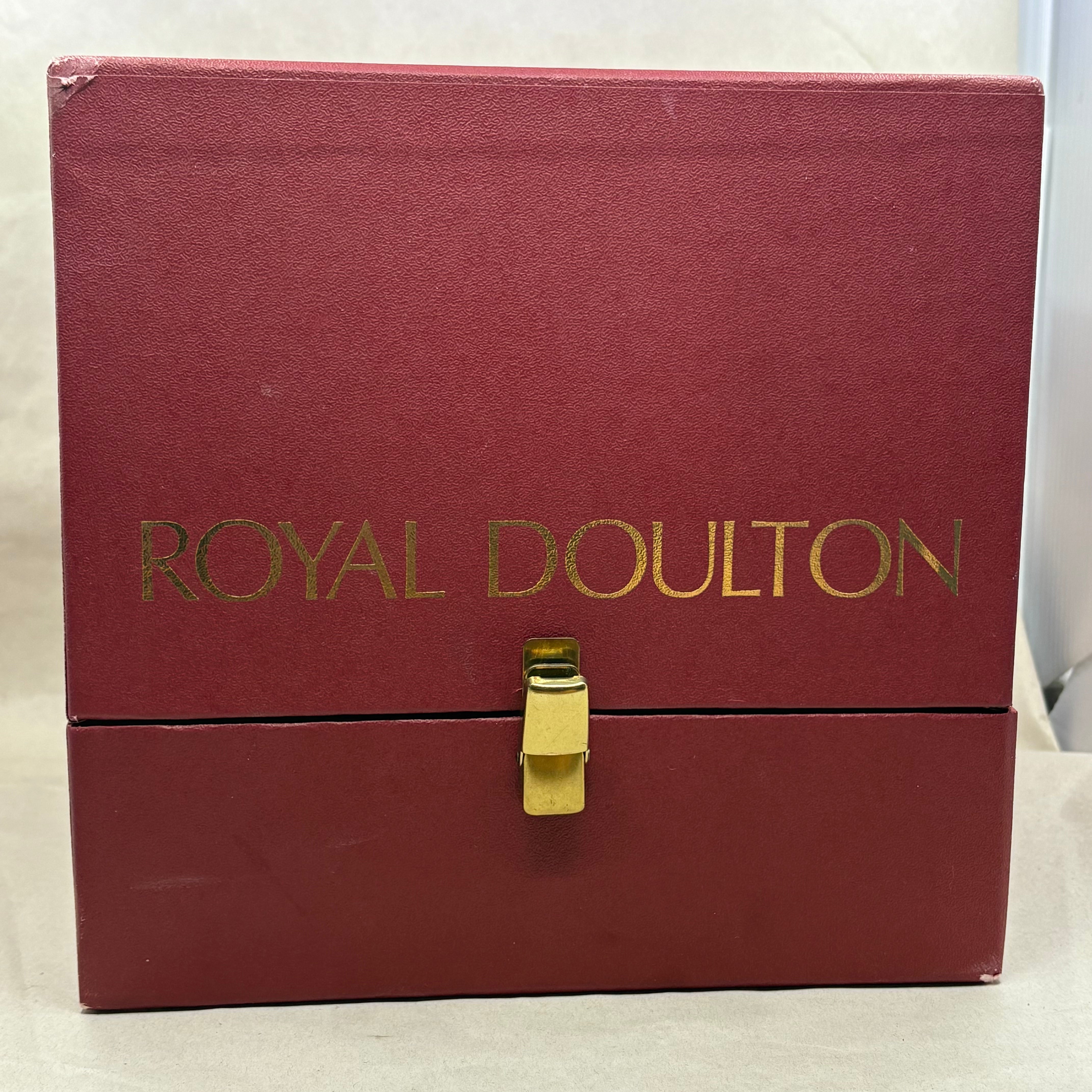 Royal Doulton Figurine Hurdy Gurdy HN2796