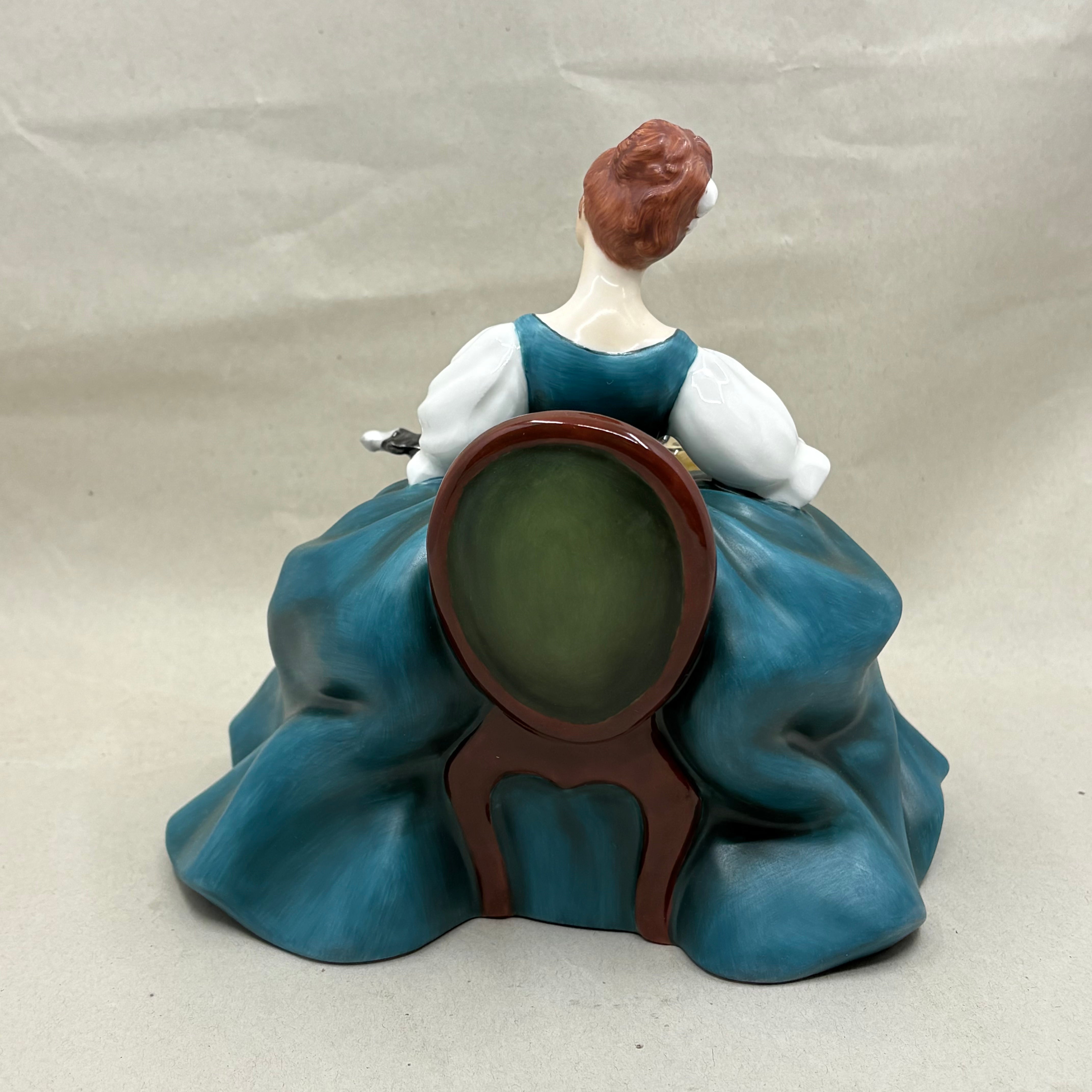 Royal Doulton Figurine Hurdy Gurdy HN2796 - William Cross