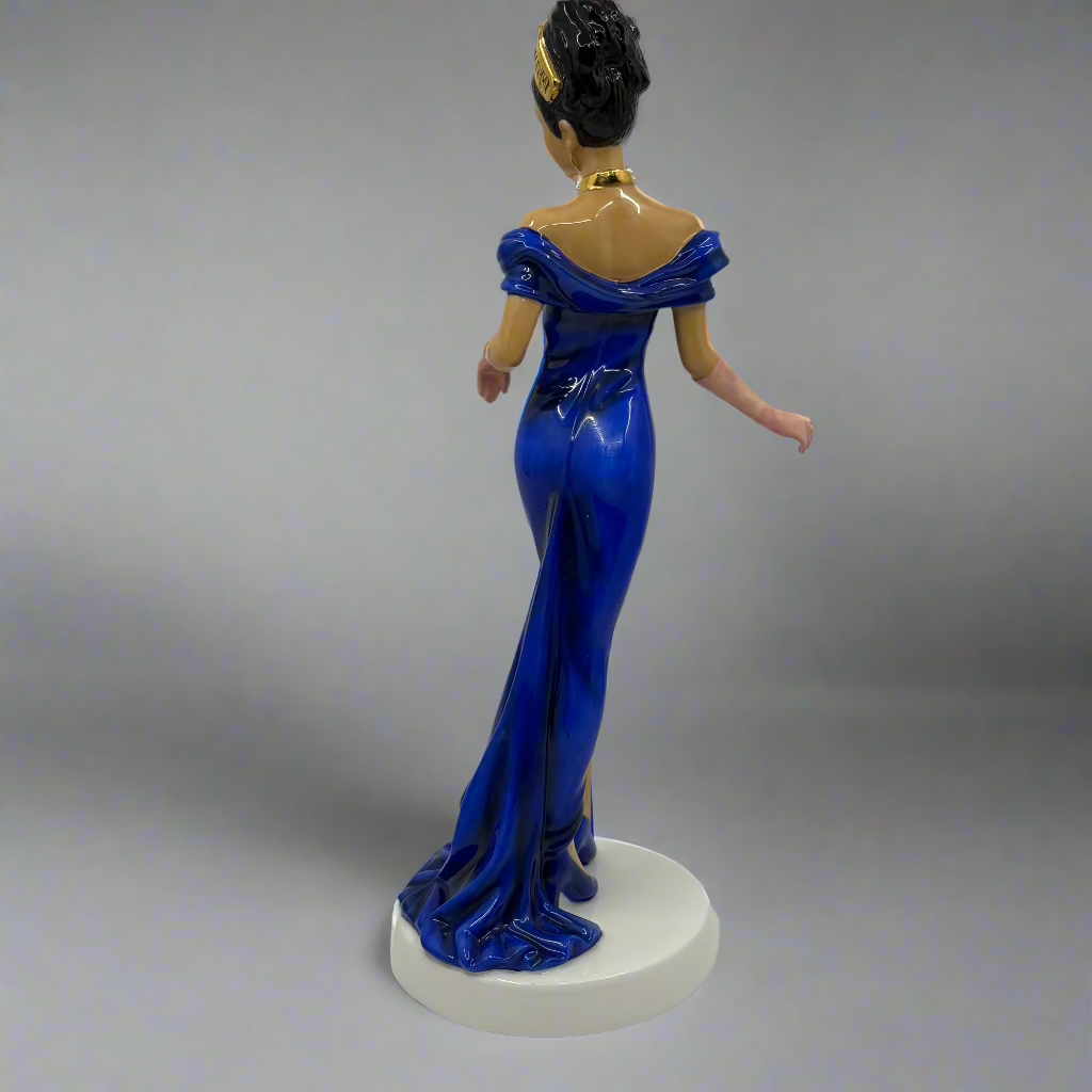 Royal Doulton Figurine Naomi HN4995