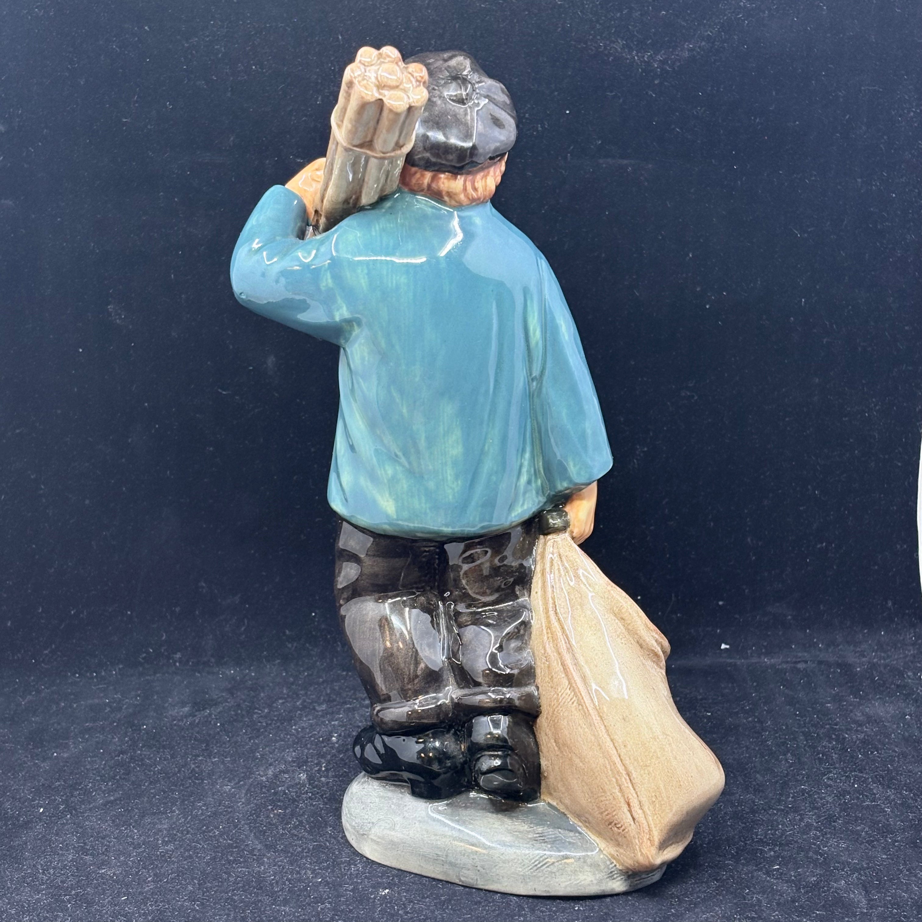 Royal Doulton Figurine Master Sweep HN2205