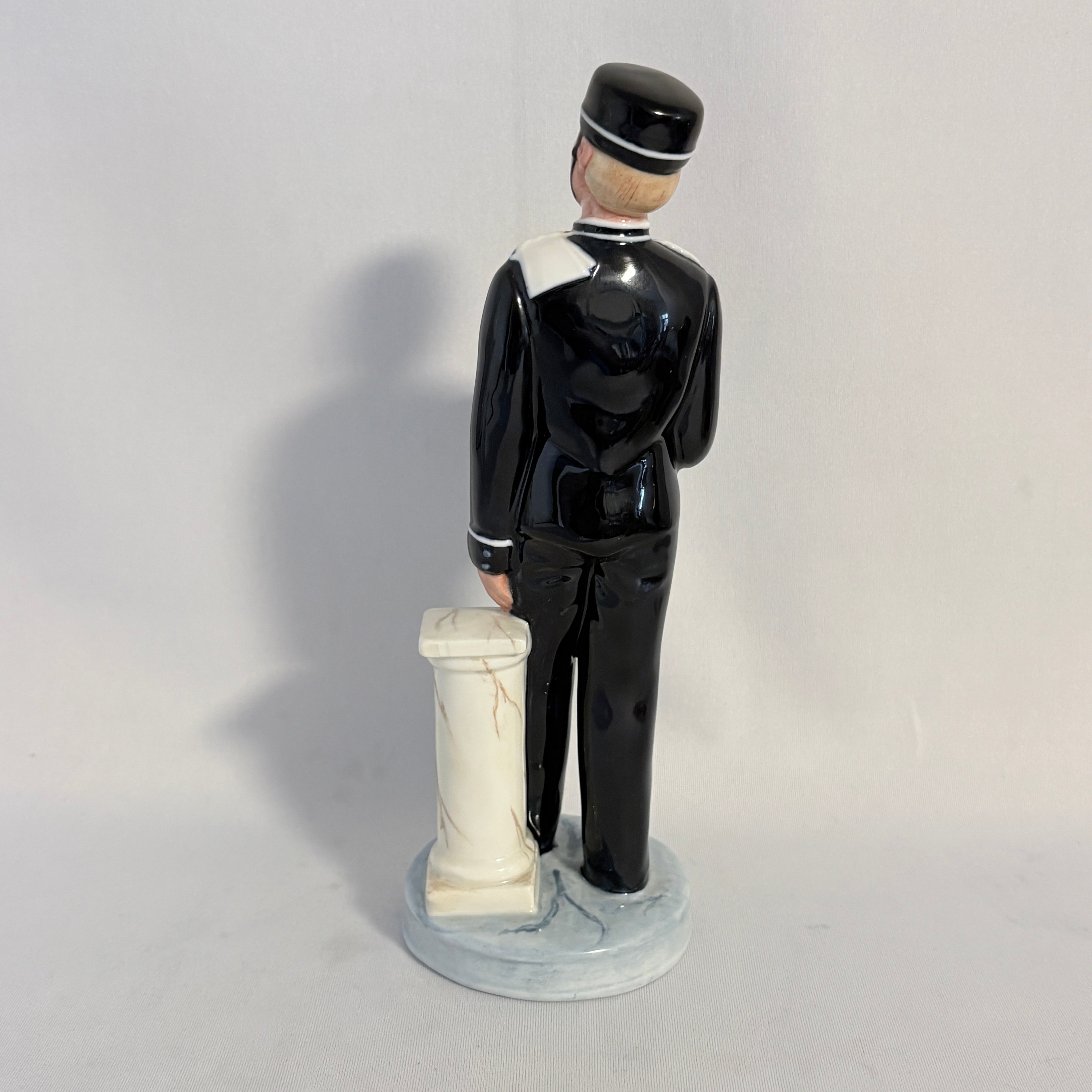 Royal Doulton HN2772 Ritz Bell Boy