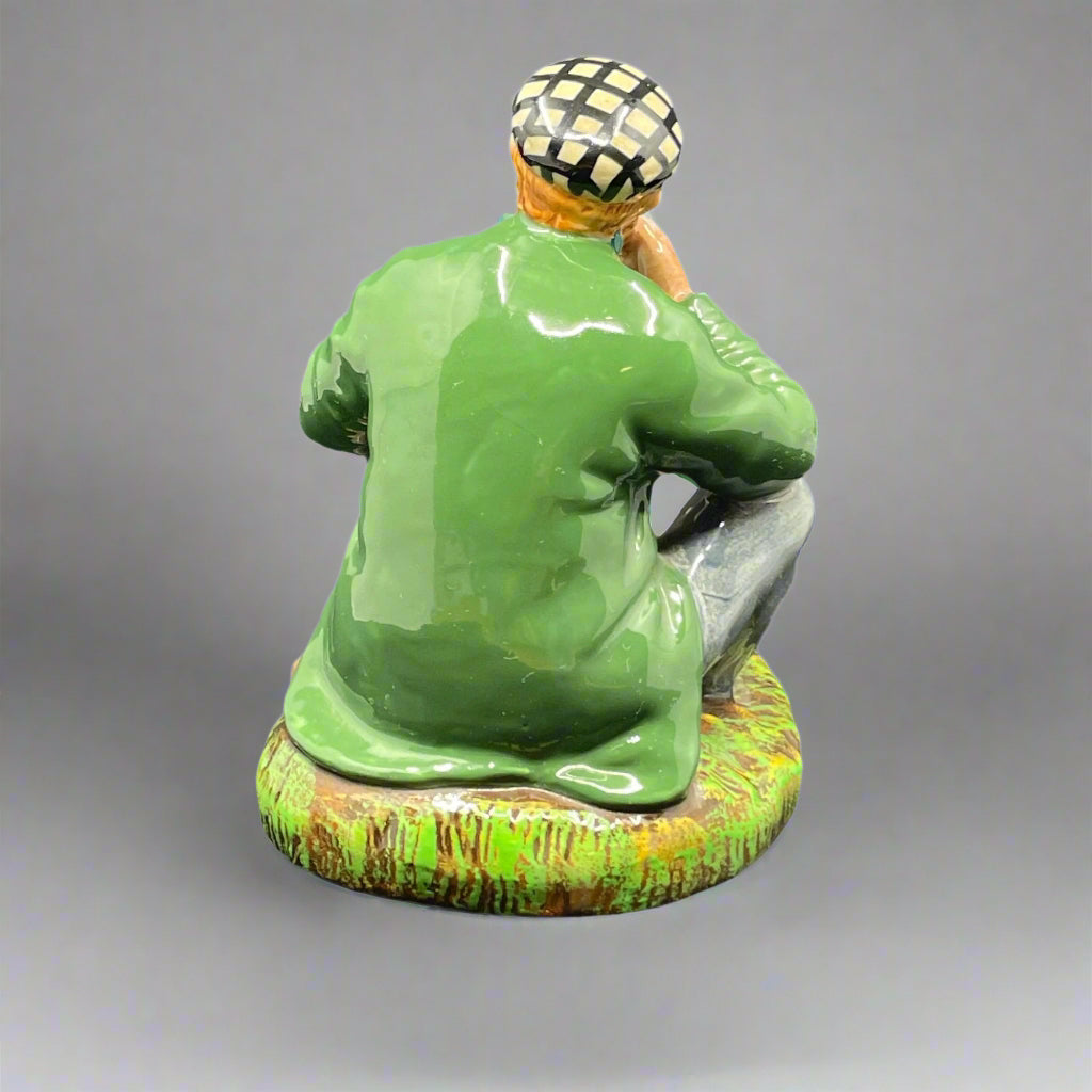 Royal Doulton Figurine Wayfarier HN2362 - William Cross