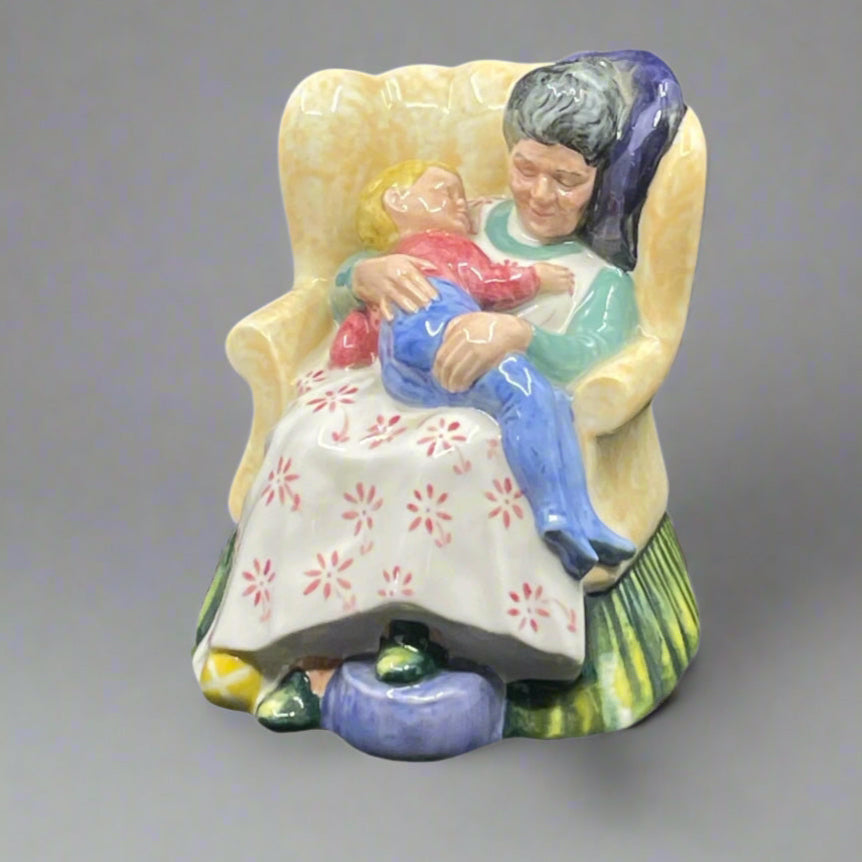 Royal Doulton Figurine Sweet Dreams HN2380 - William Cross