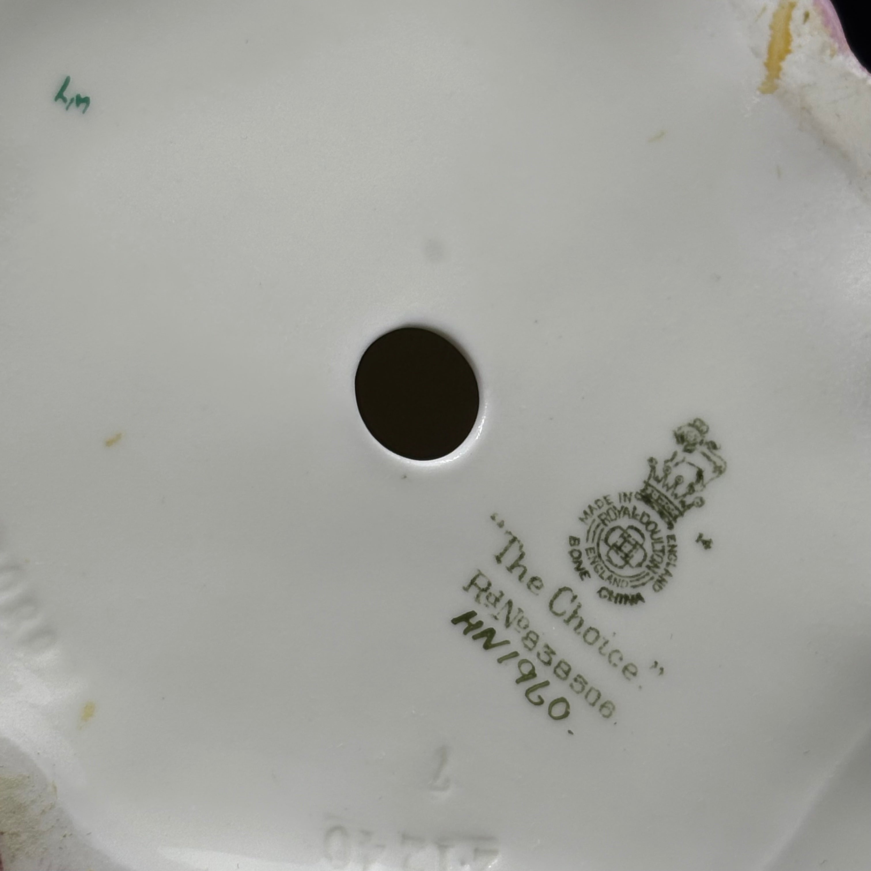 The Choice HN1960 wartime backstamp showing 1941-1949 Royal Doulton markings