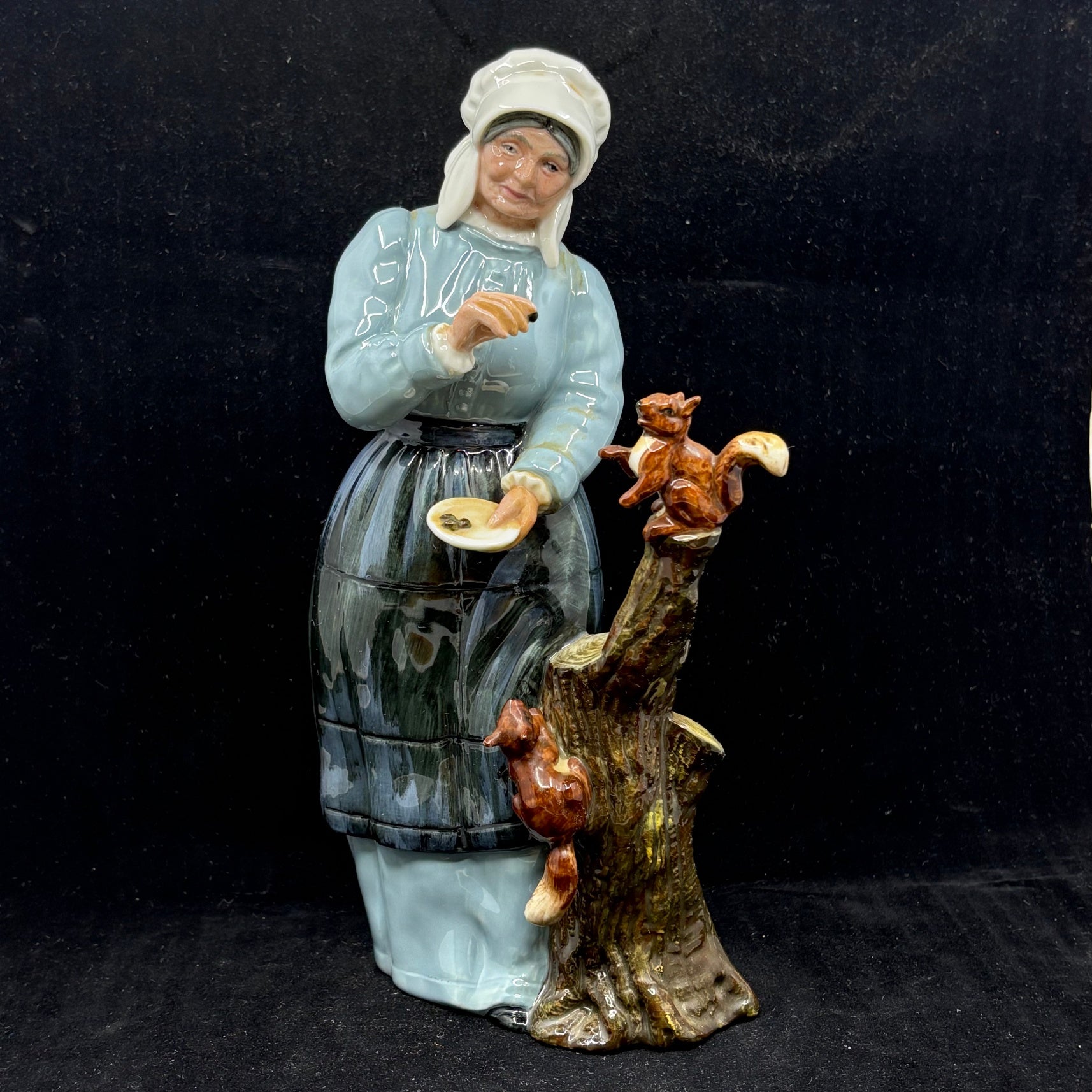 Royal Doulton Figurine Good Freinds HN2783 - William Cross