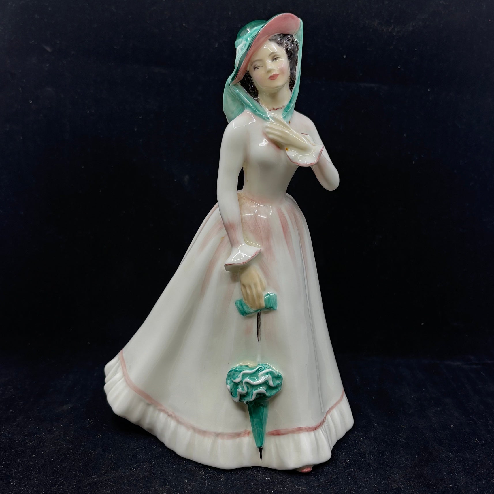 Royal Doulton Figurine Julia HN2706 -William Cross