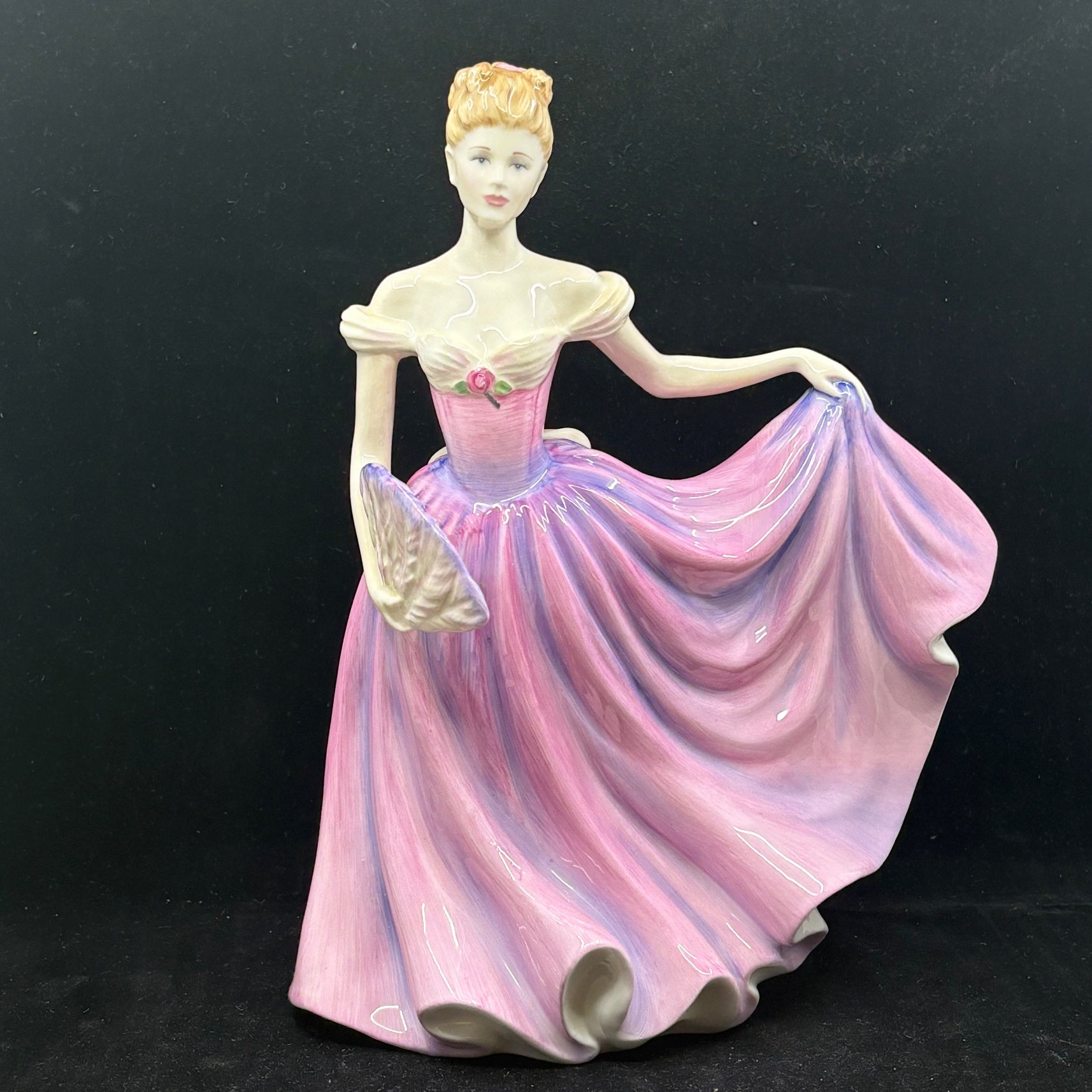 Royal Doulton Figurine Rachel HN3976 - William Cross
