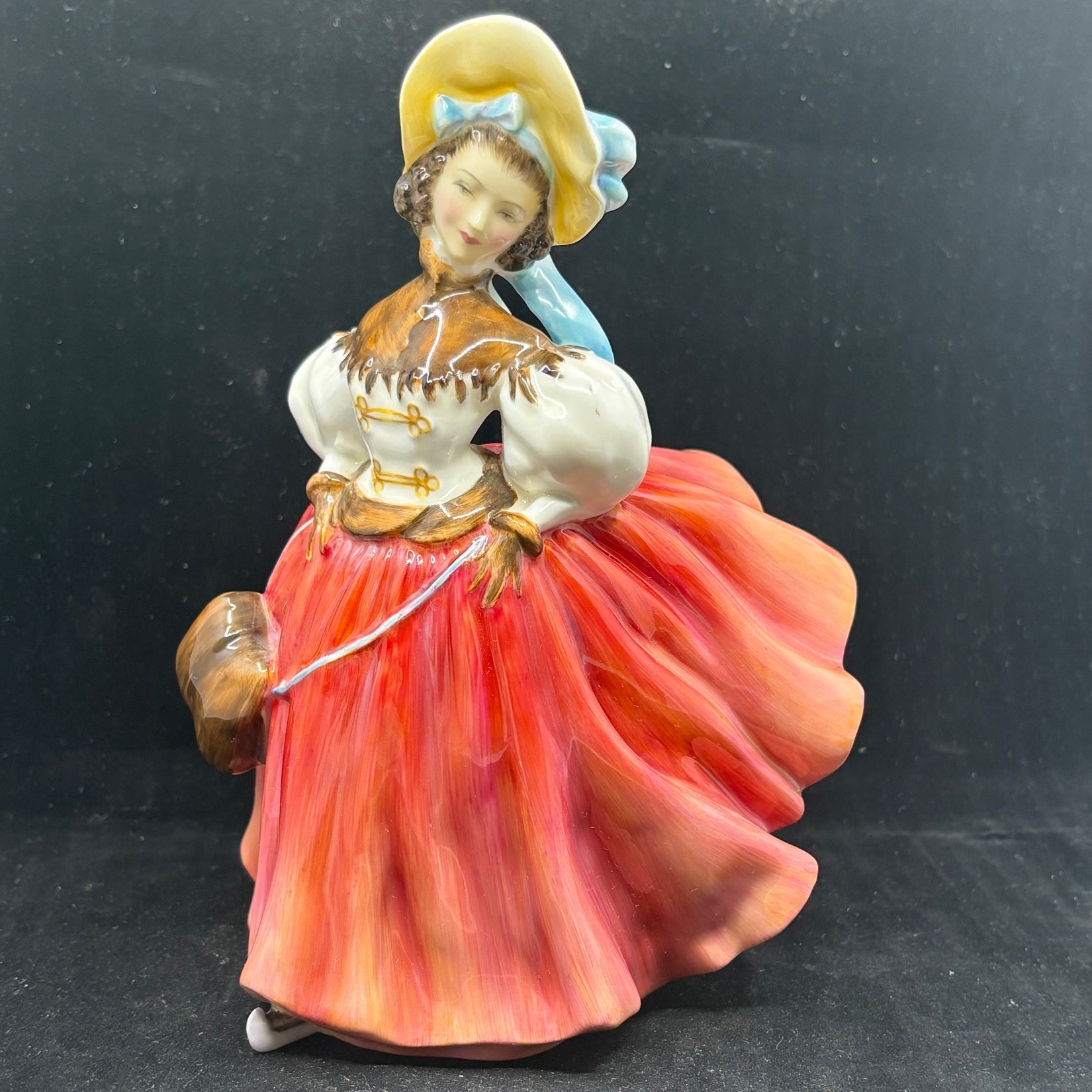 Royal Doulton Figurine Skater HN2117 - William Cross