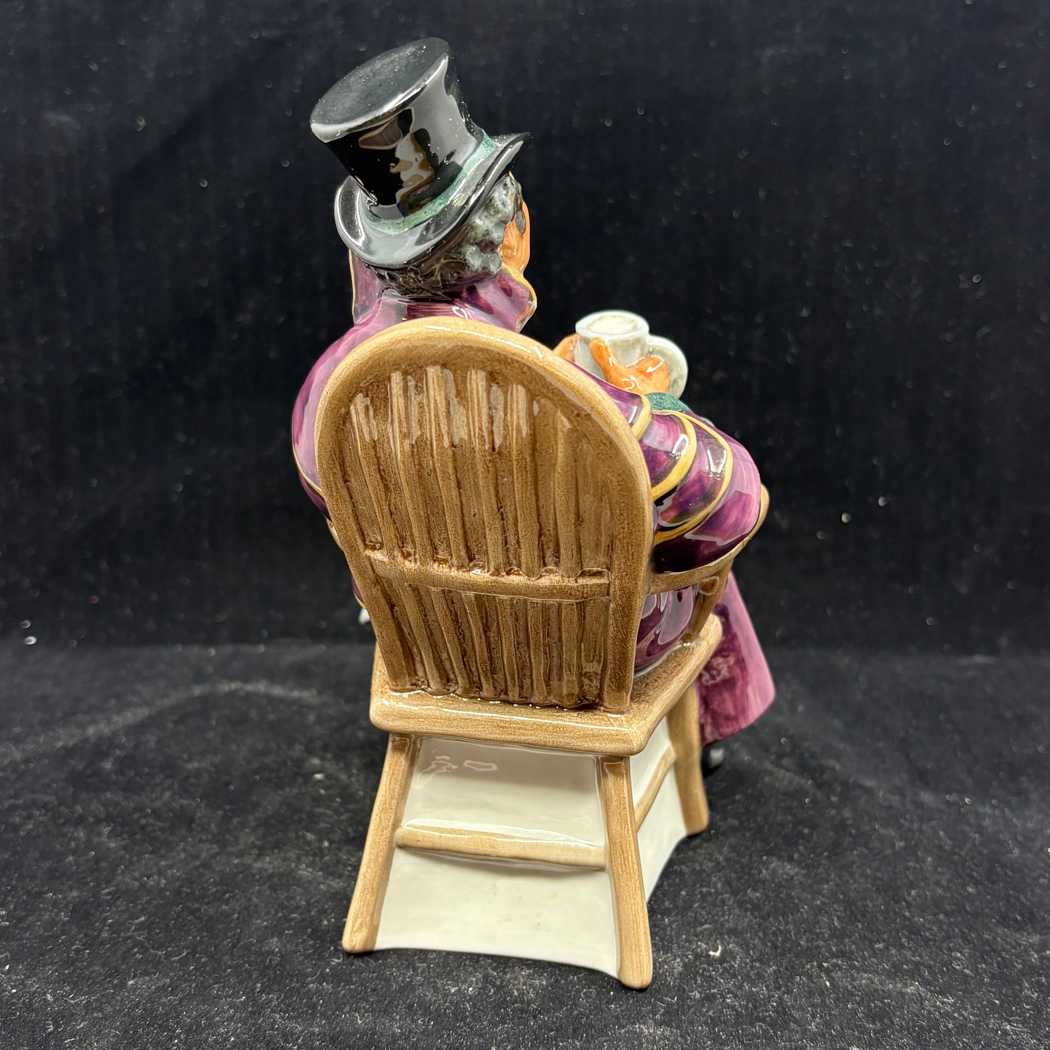 Royal Doulton The Coachman HN2282 ( 1963-1971) - 7.25" Figurine
