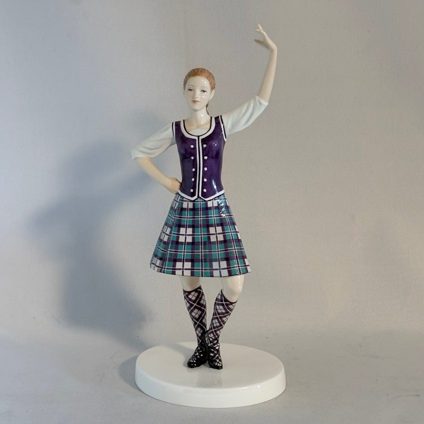 Royal Doulton Figurine Scottish Highland Fling HN5572