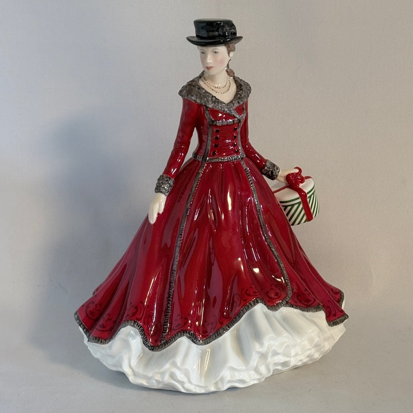 Royal Doulton Figurine Celebrate the Season HN5940