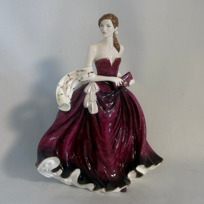 Royal Doulton Figurine Happy Birthday 2010 HN5377