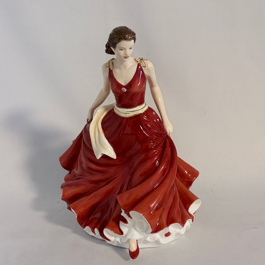 Royal Doulton Figurine Isabella HN5432