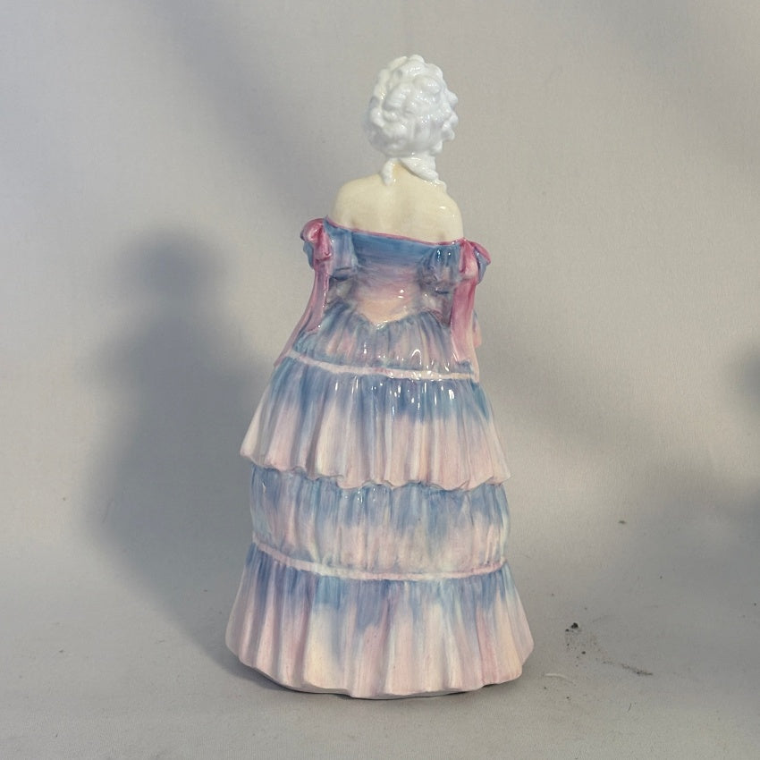 Royal Doulton Figurine Veronica HN1519