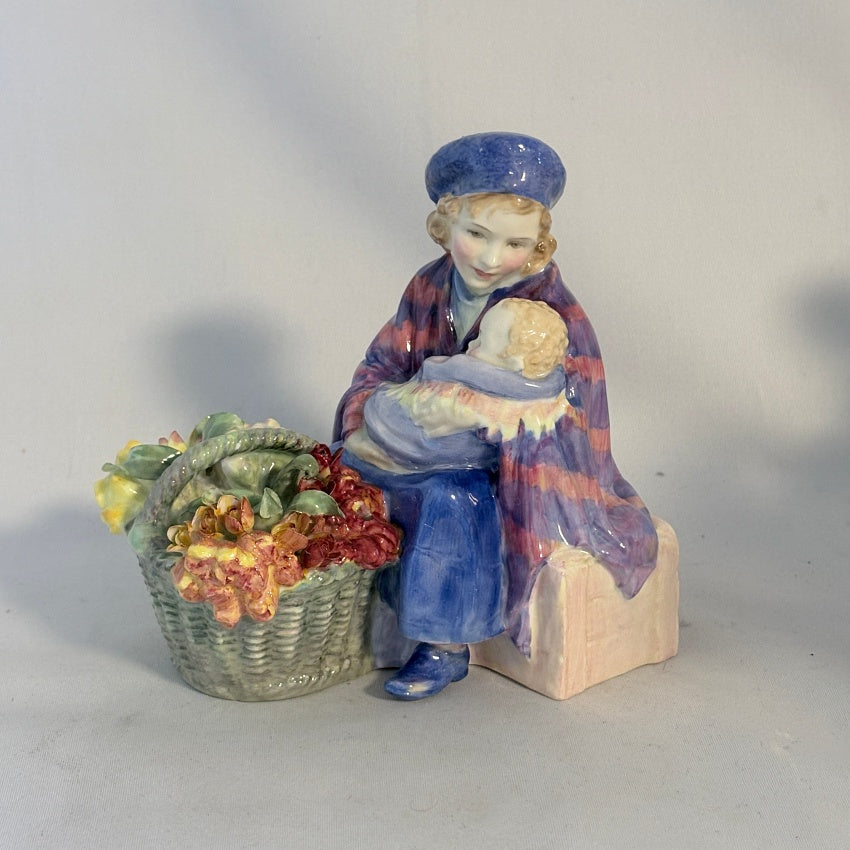 Royal Doulton Figurine Curly Knob HN1627