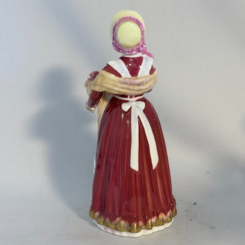 Royal Doulton Figurine Old Country Roses HN3652