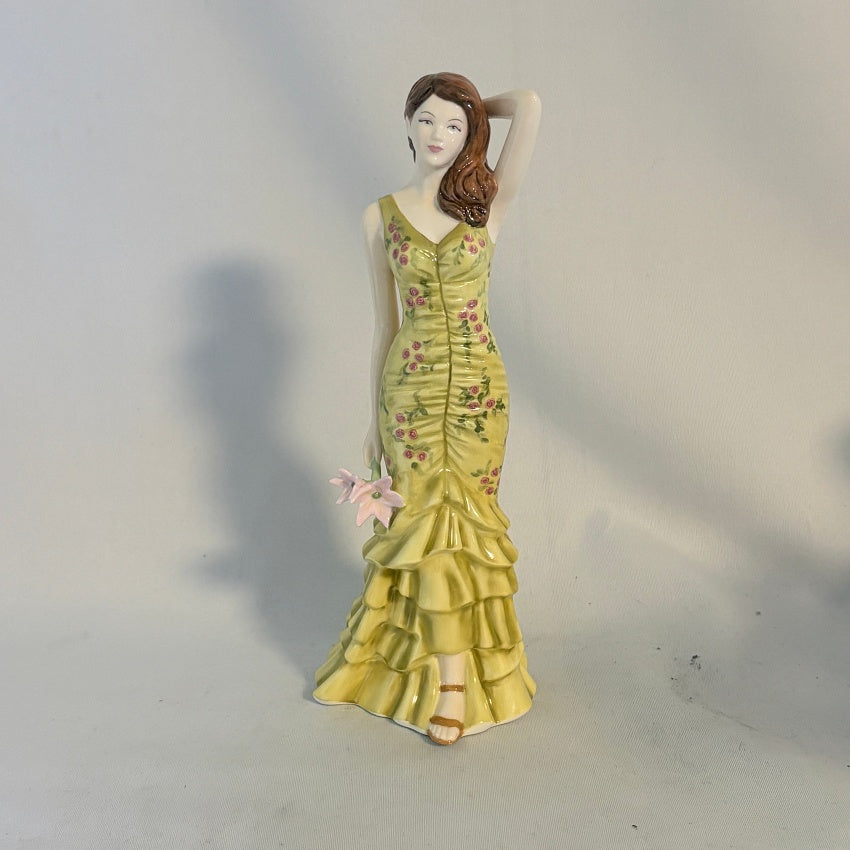 Royal Doulton Figurine Lucy HN4918