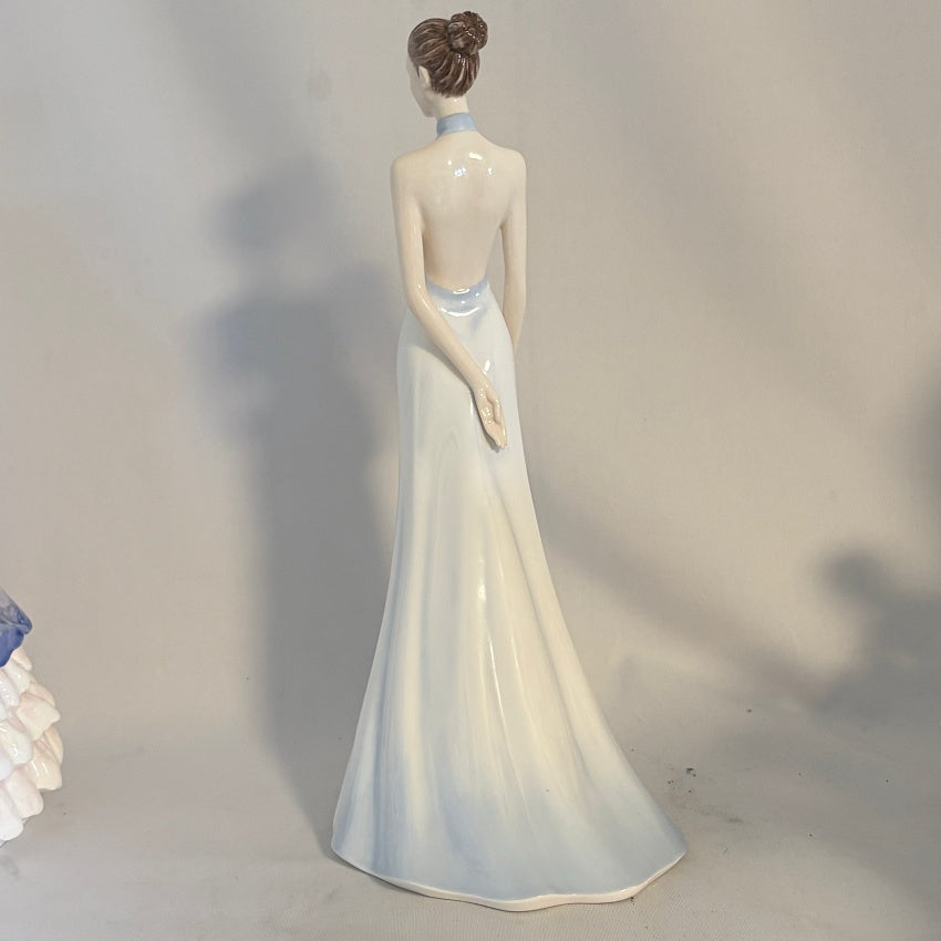 Royal Doulton Figurine Harmony HN5042