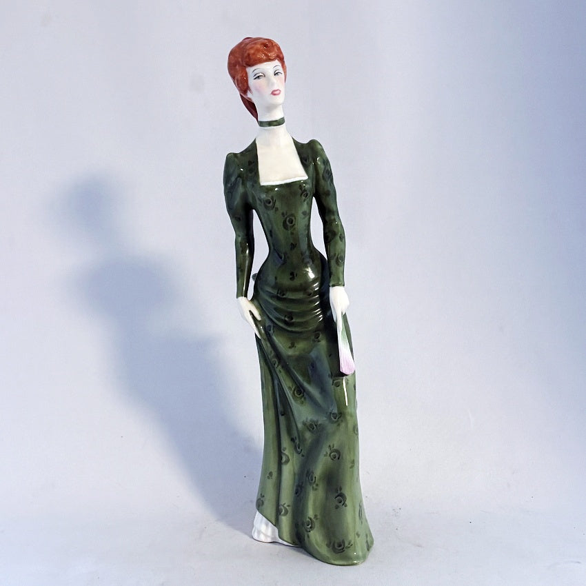 Royal Doulton Figurine Ala Mode HN2544