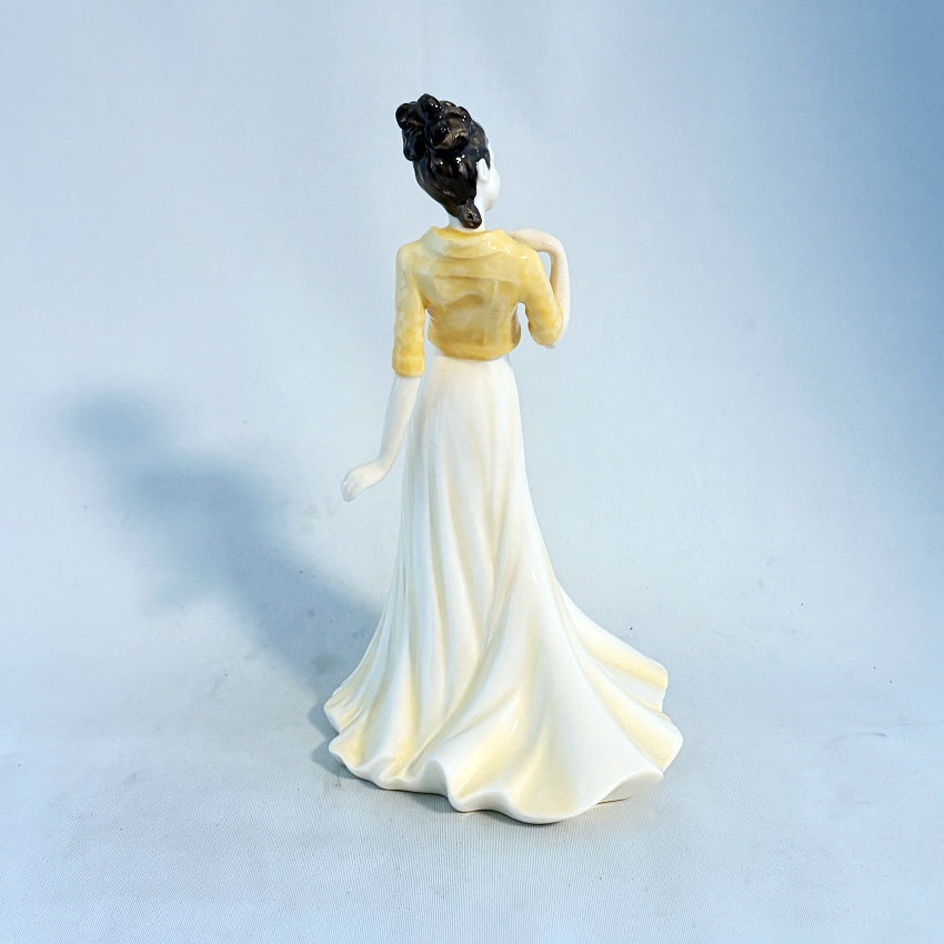 Royal Doulton Figurine Bethany HN4326