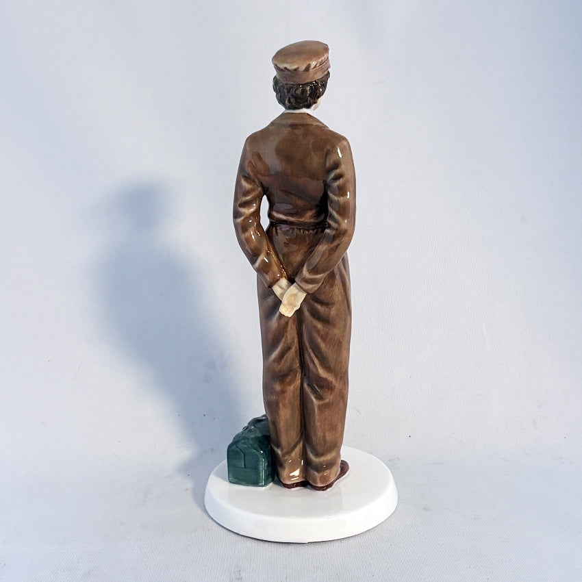 Royal Doulton Her Majesty Army Days HN5806