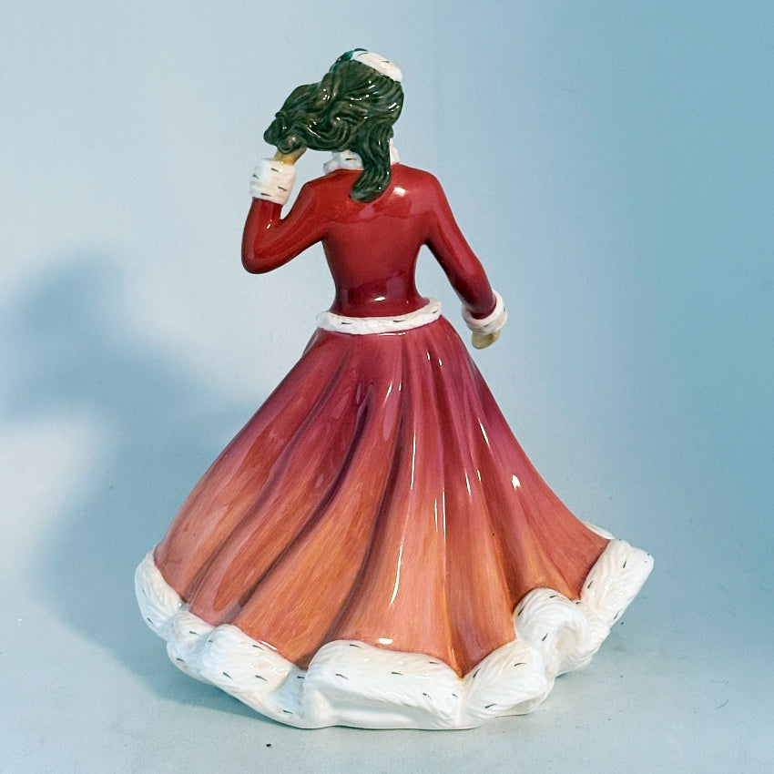Royal Doulton Figurine WInter Fun HN5258