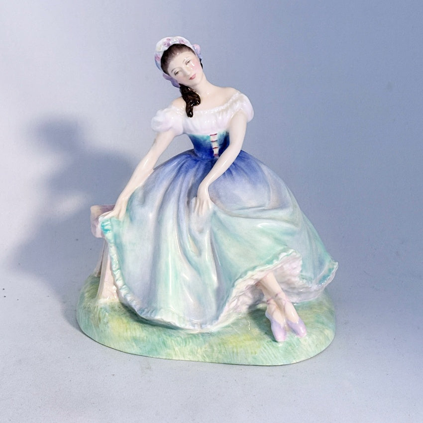 Royal Doulton Figurine Giselle HN2139