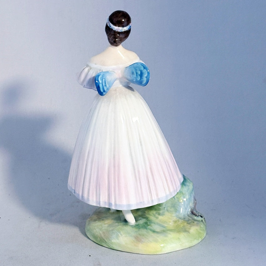Royal Doulton Figurine LaSylphide HN2138
