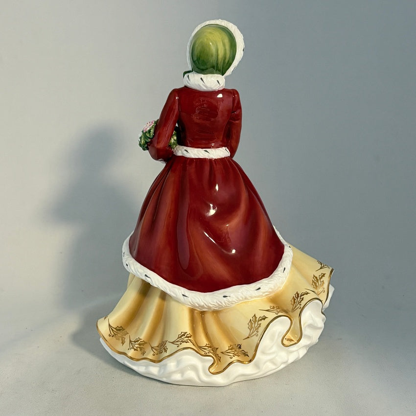 Royal Doulton Figurine Christmas Day 2012 Winters Dream HN5546