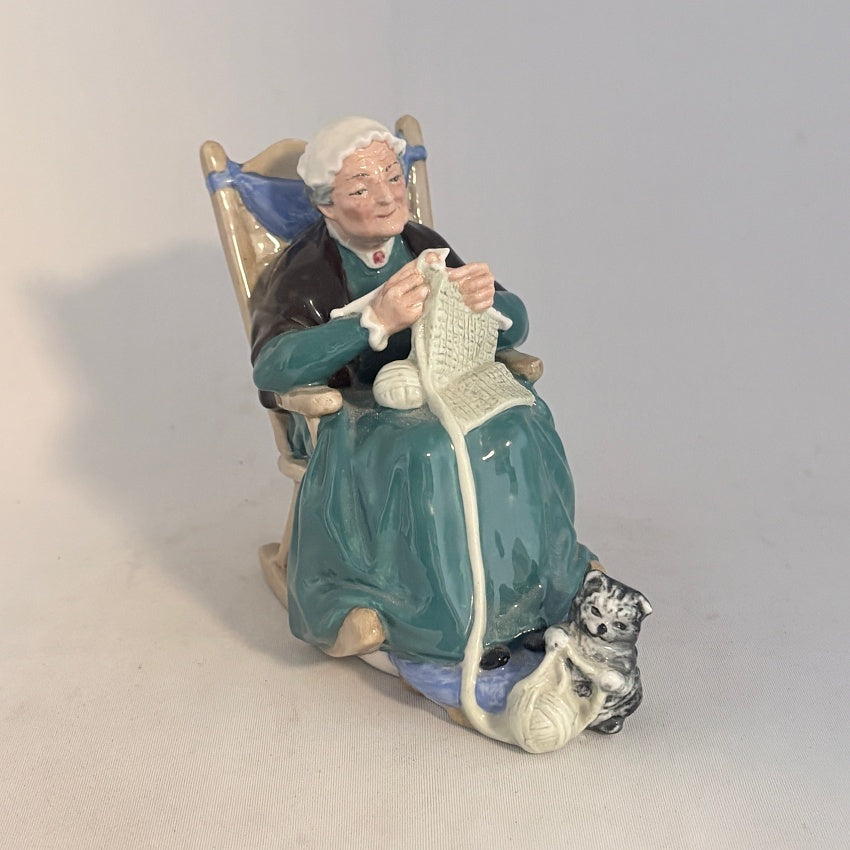 Royal Doulton Figurine Twilight HN2256