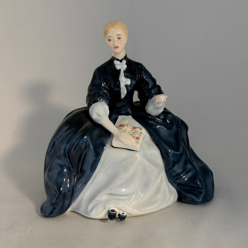 Royal Doulton Figurine Laurianne HN2719