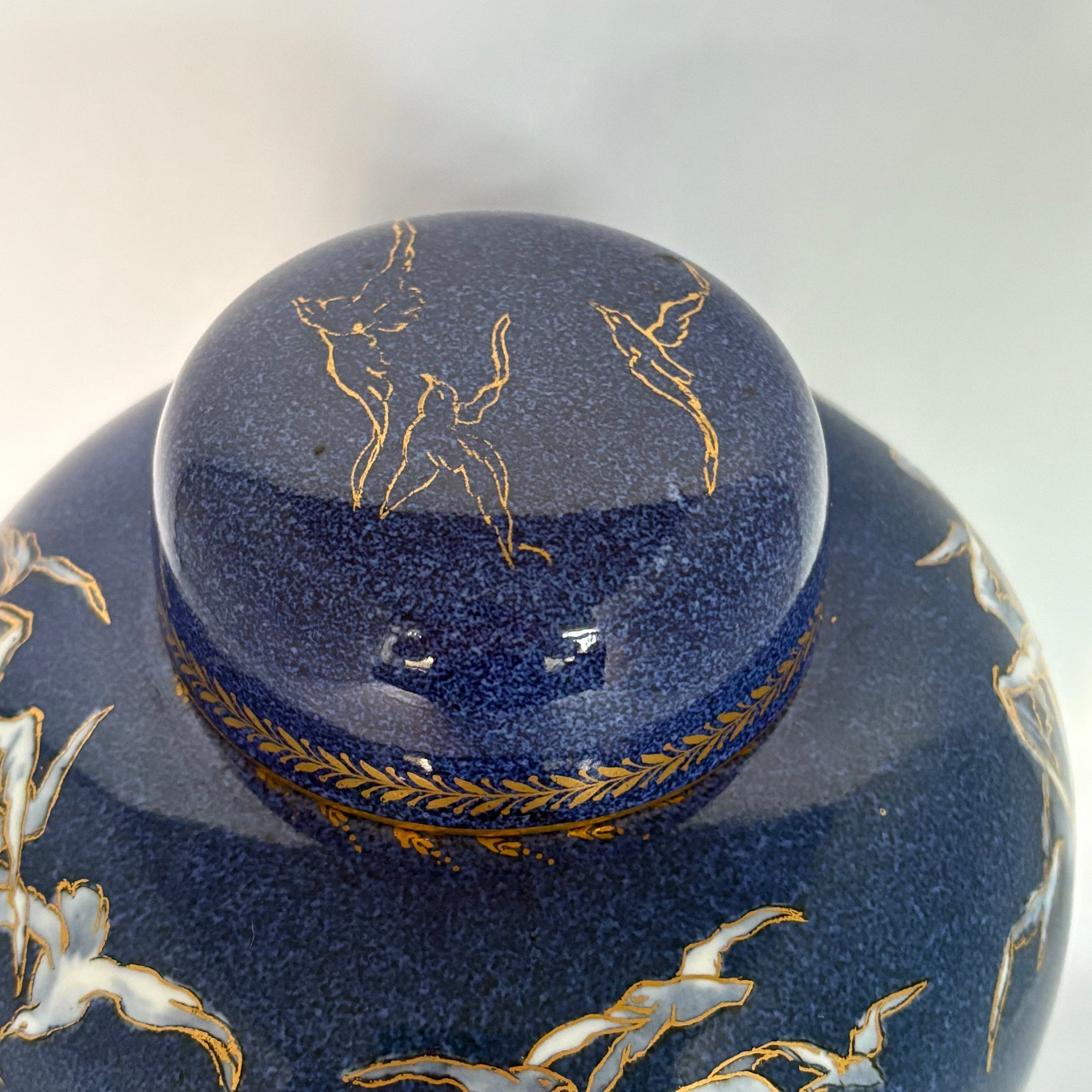 Complete fitted lid on extremely rare Wedgwood polar bear ginger jar investment grade