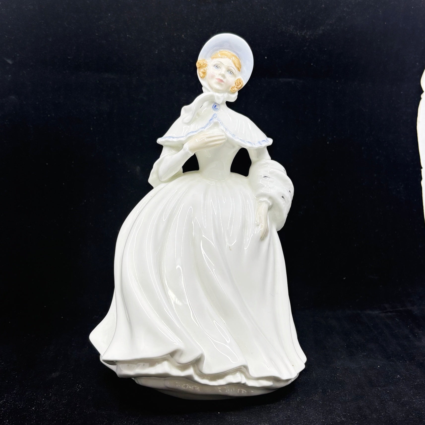 Royal Doulton Figurine Jessica HN3169-blue Trim
