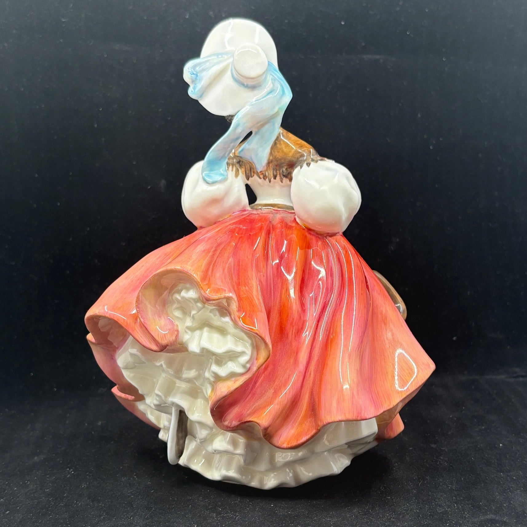 Royal Doulton Figurine Skater HN2117