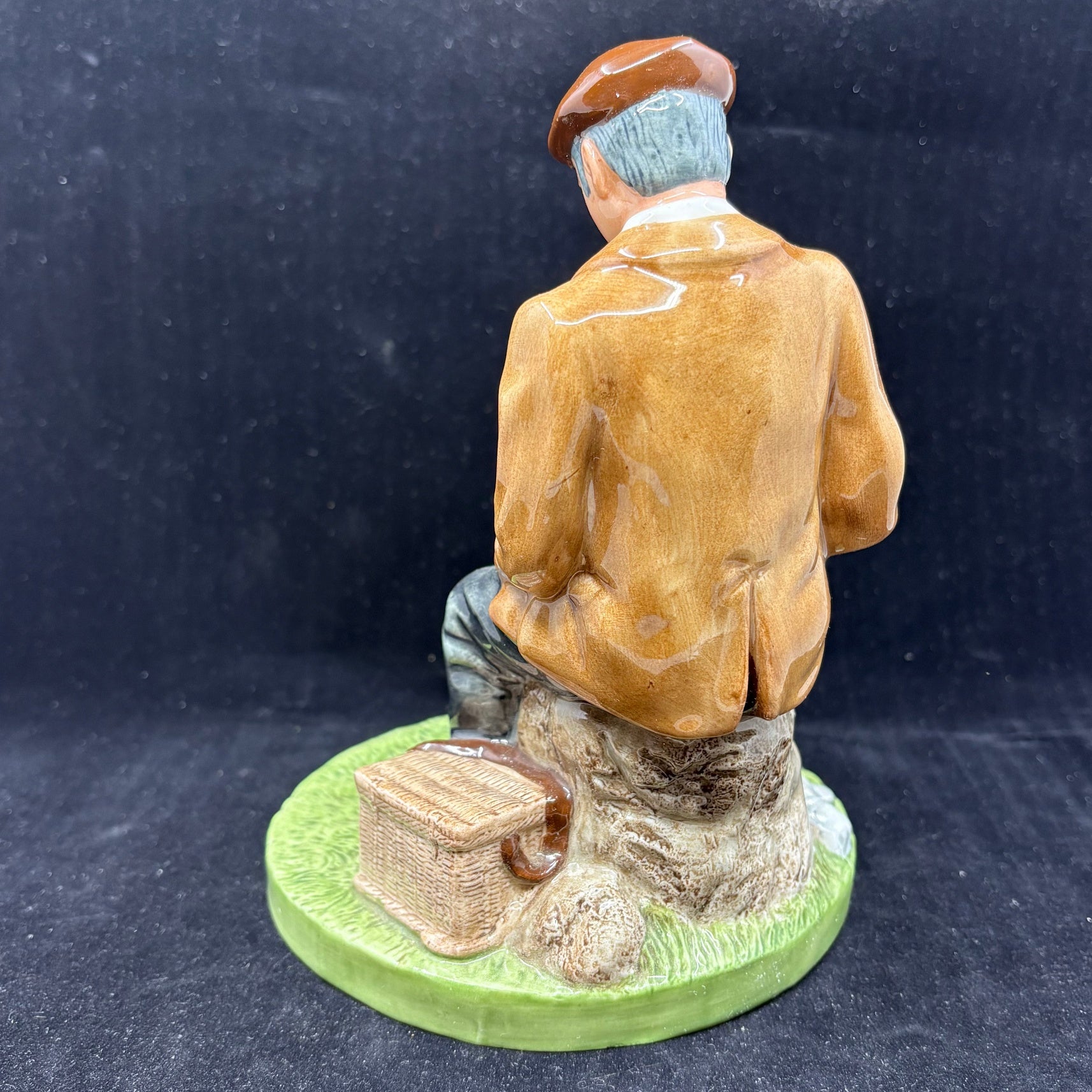 Royal Doulton Figurine Fisherman HN4511