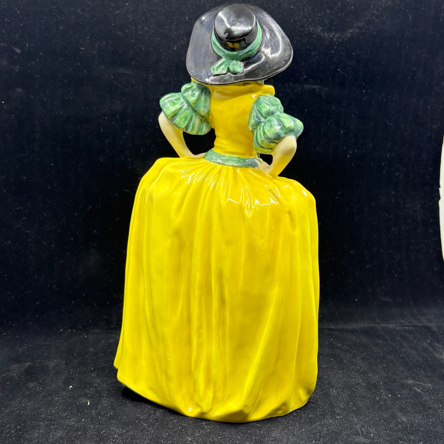 Royal Doulton Figurine Patricia HN1414 - back