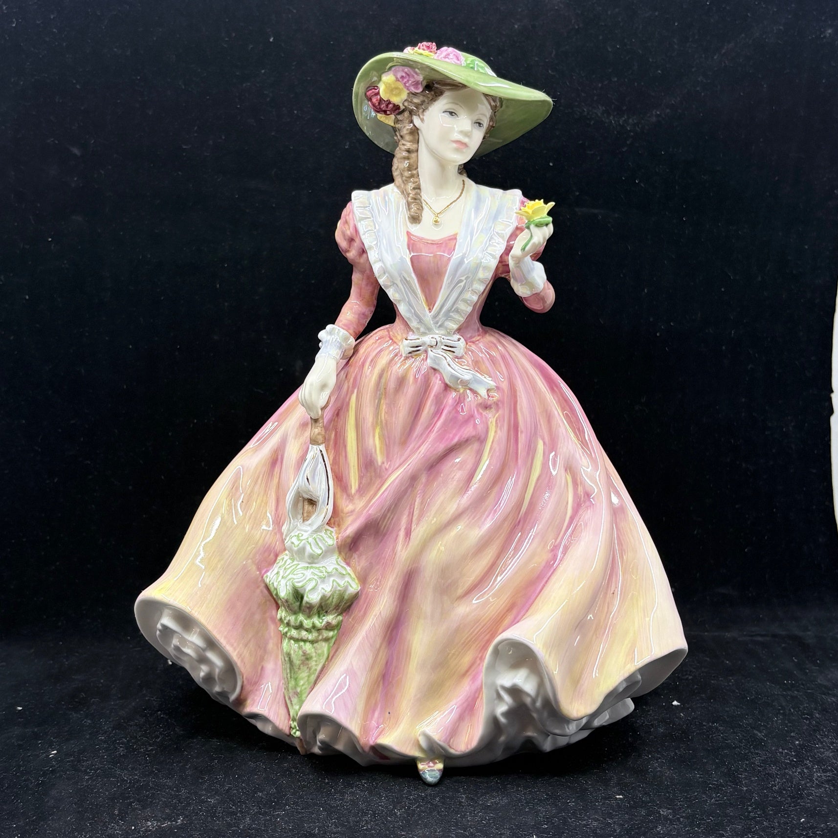 Royal Doulton Figurine Marion HN53858- William Cross
