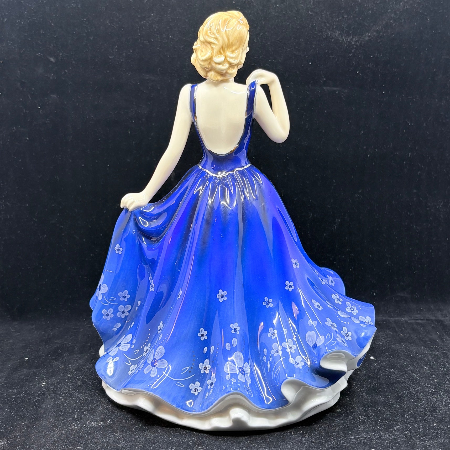Royal Doulton Figurine Denise HN5406