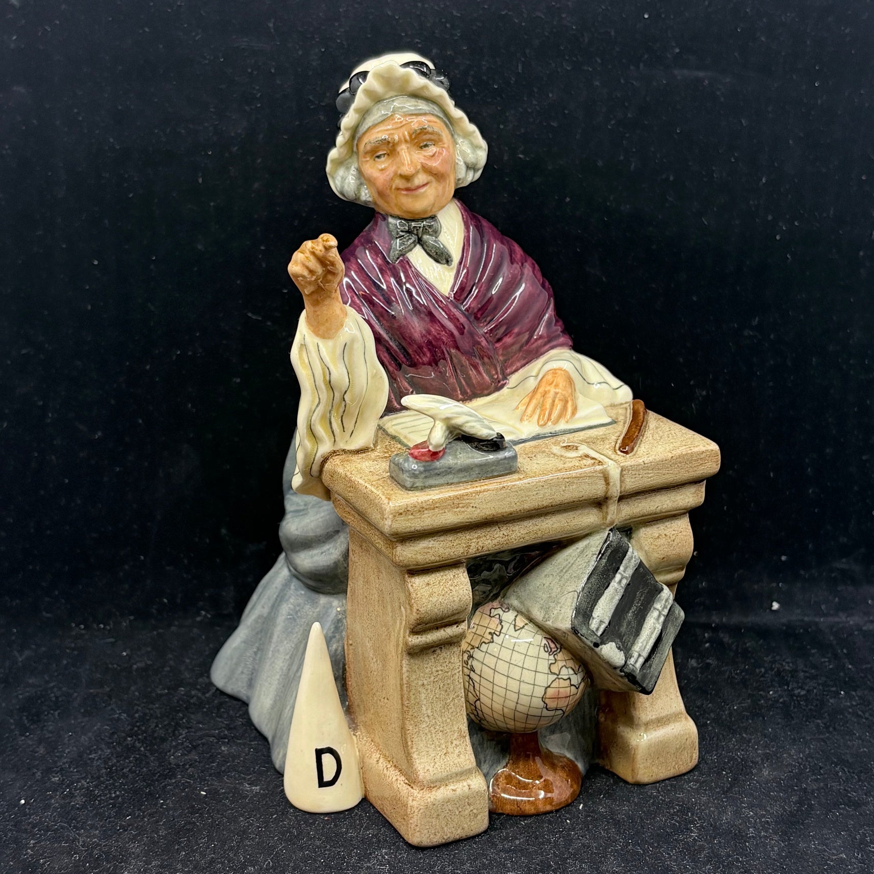 Royal Doulton Figurine School Marm HN2223 - William Cross
