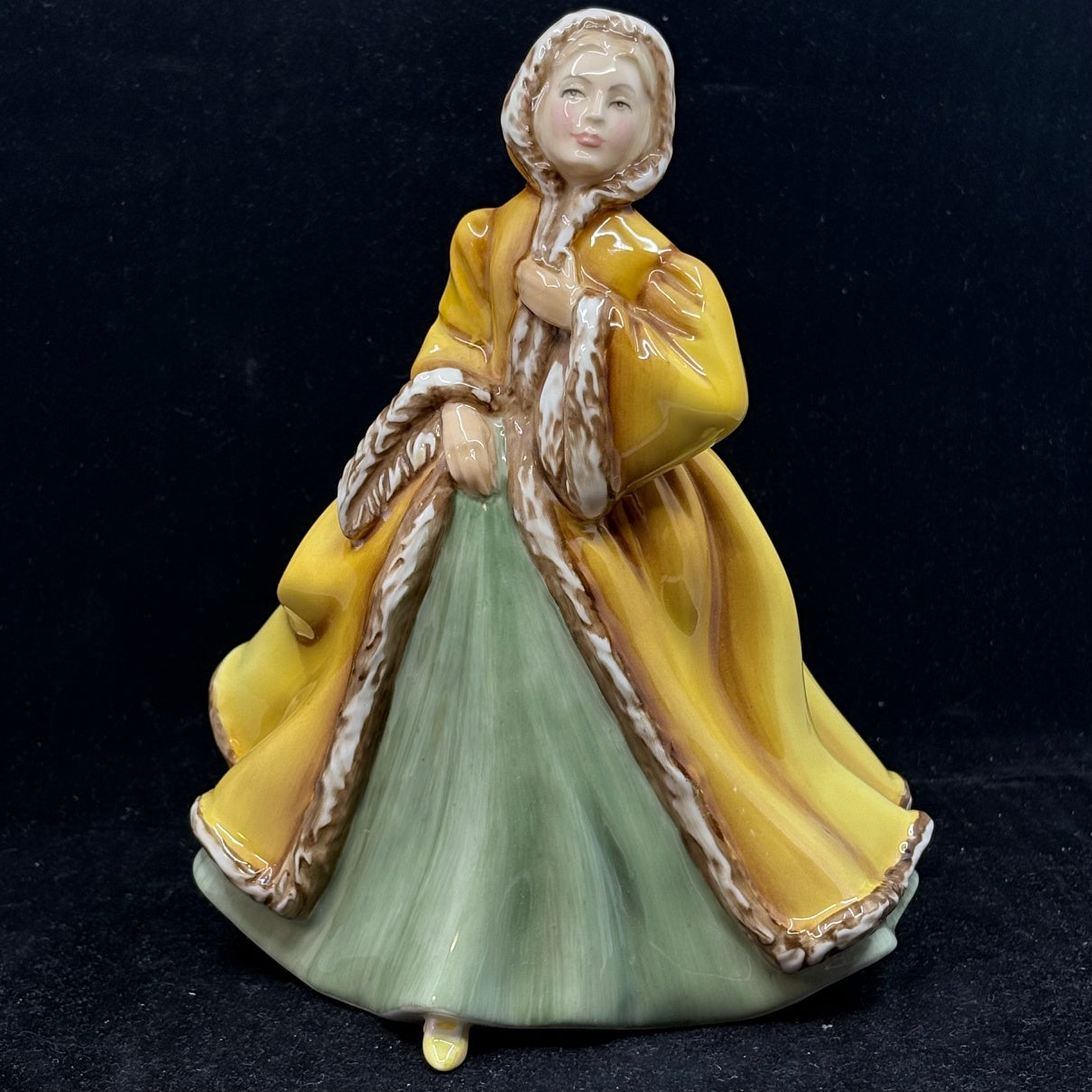 Royal Doulton Figurine Rachel HN2919 - William Cross