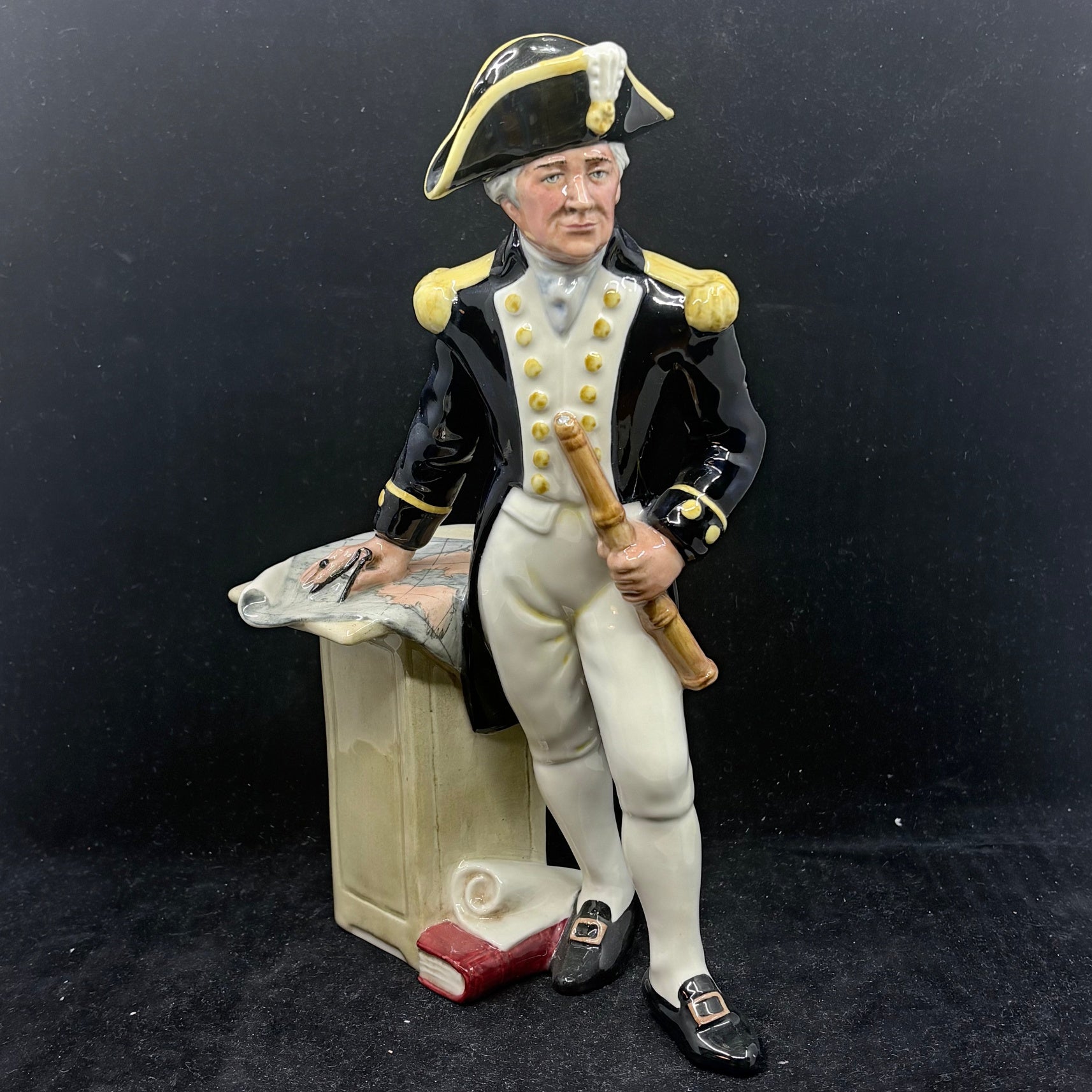 Royal Doulton Figurine The Captain HN2265 - William Cross