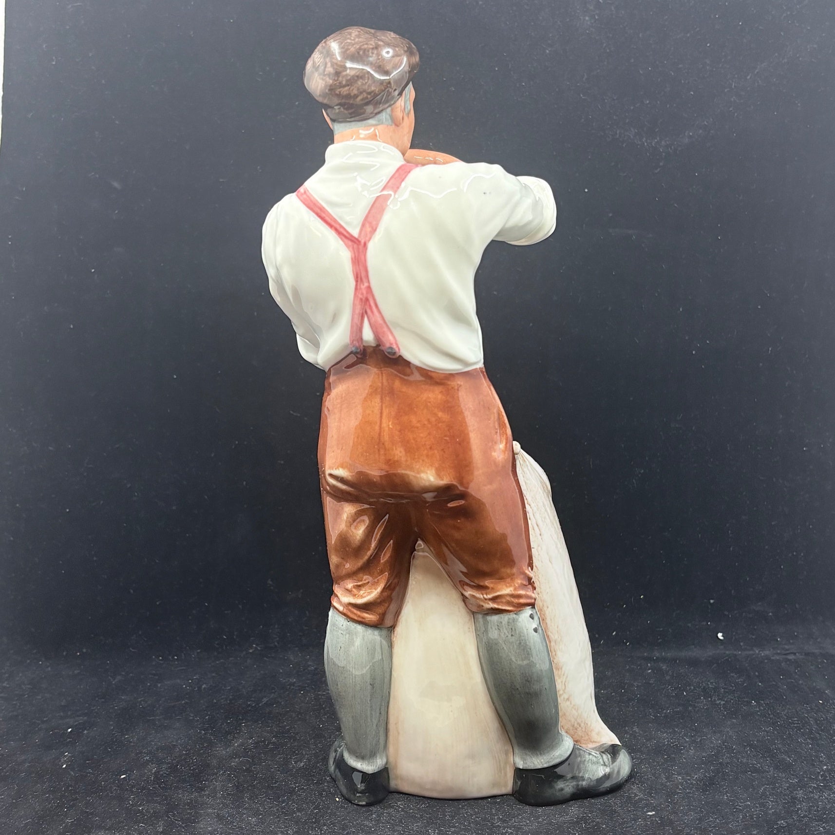 Royal Doulton Figurine The Farmer HN3195