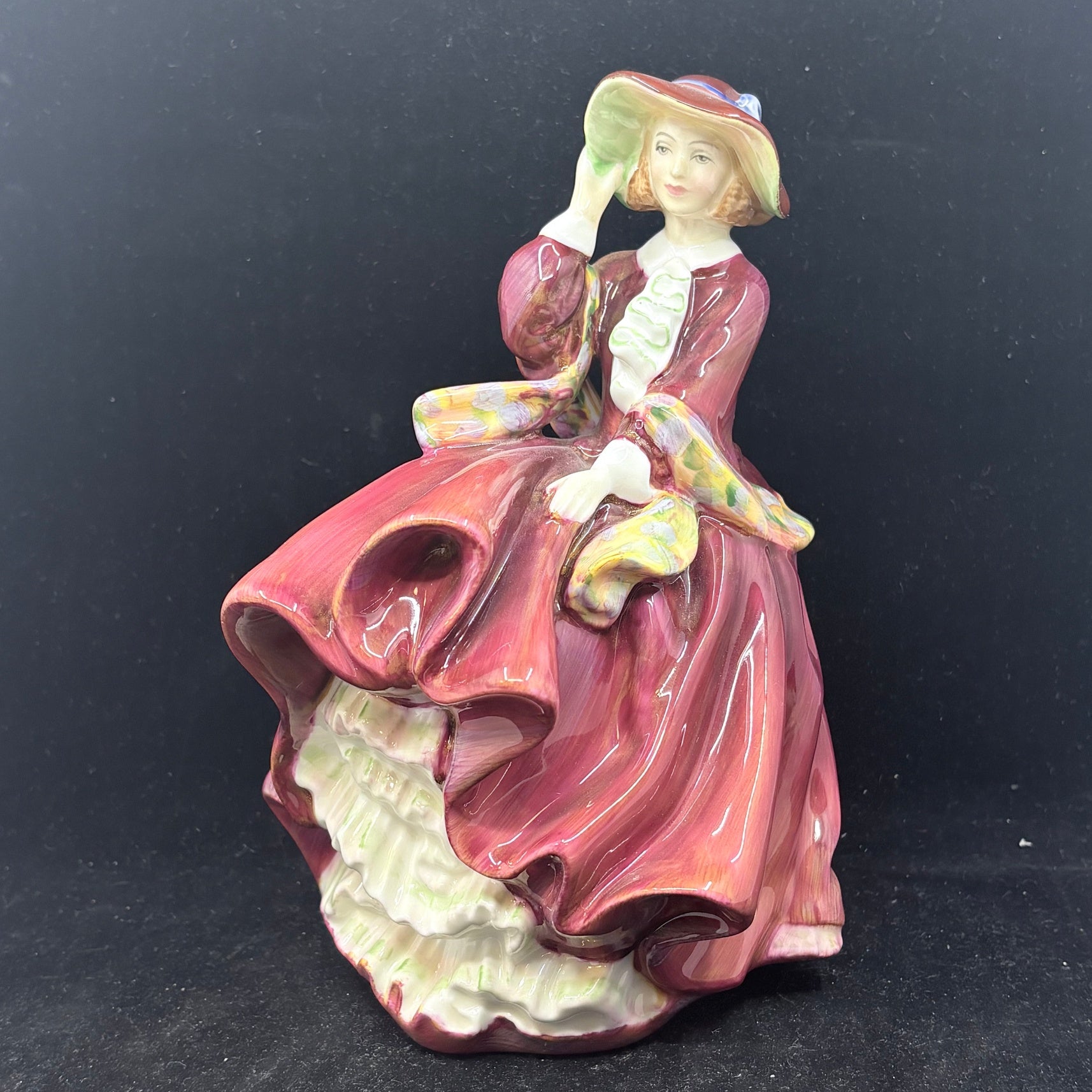 Royal Doulton Figurine Top of the Hill HN1834
