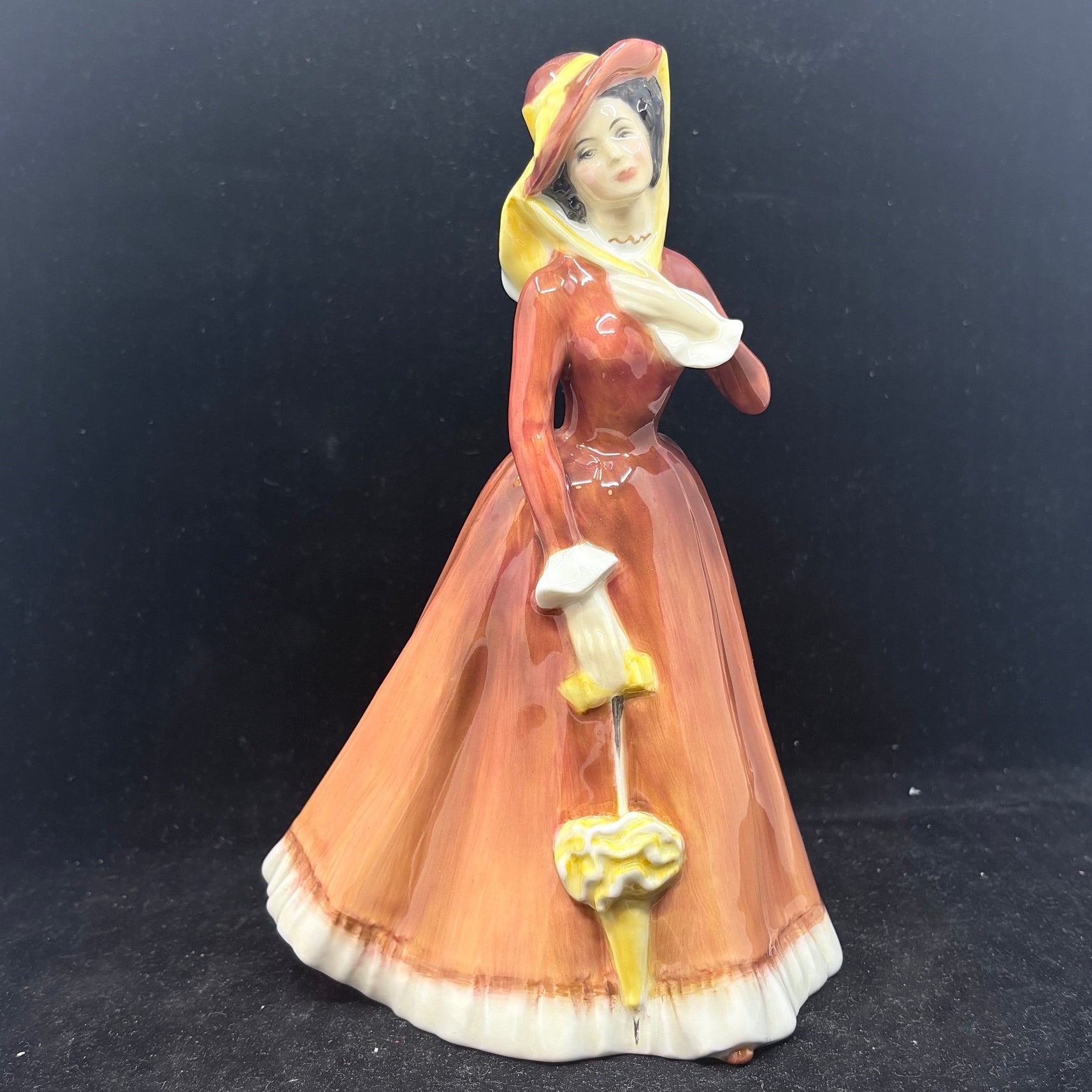 Royal Doulton Figurine Julia HN2705 -William Cross