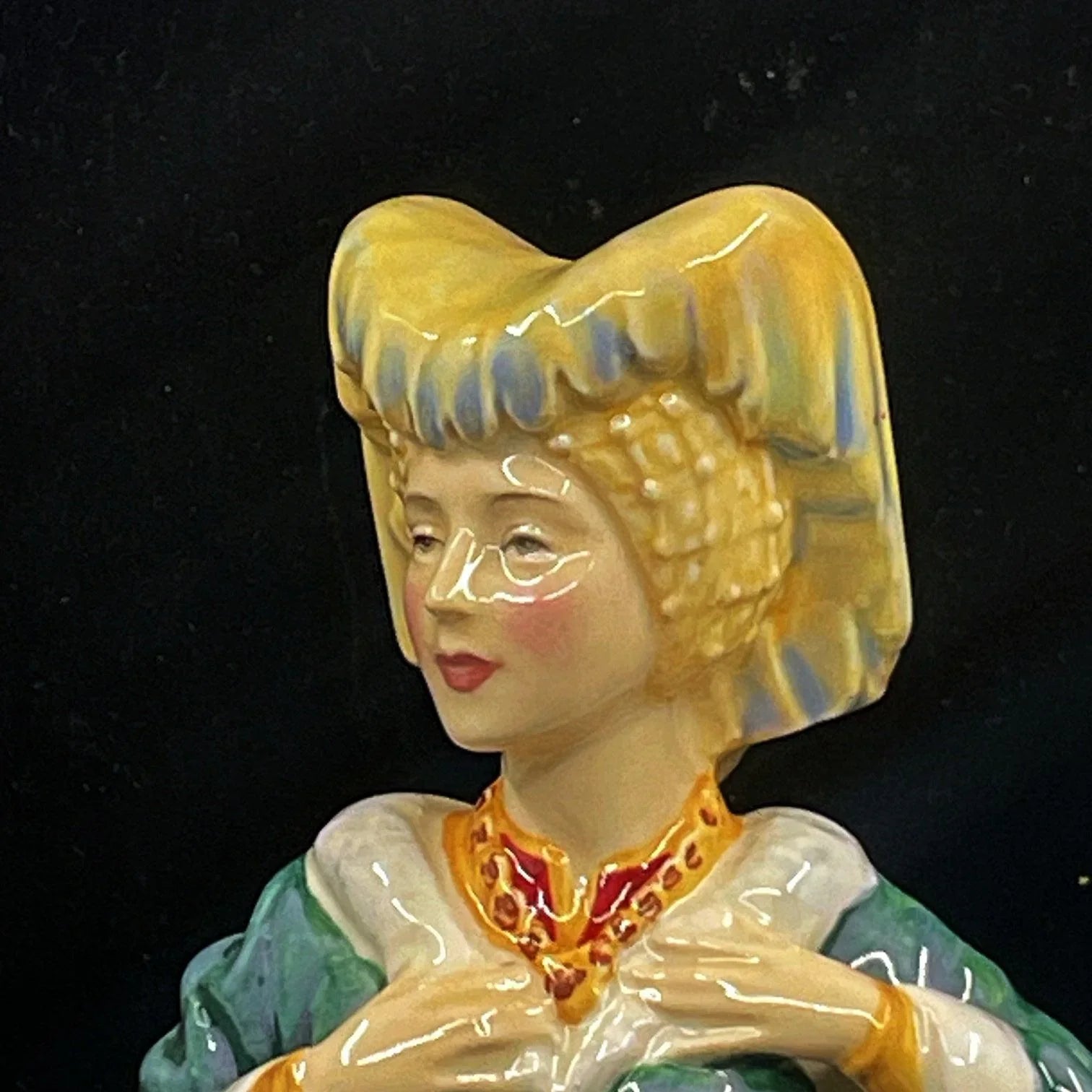 Royal Doulton Figurine Margaret of Anjou HN2012 - William Cross